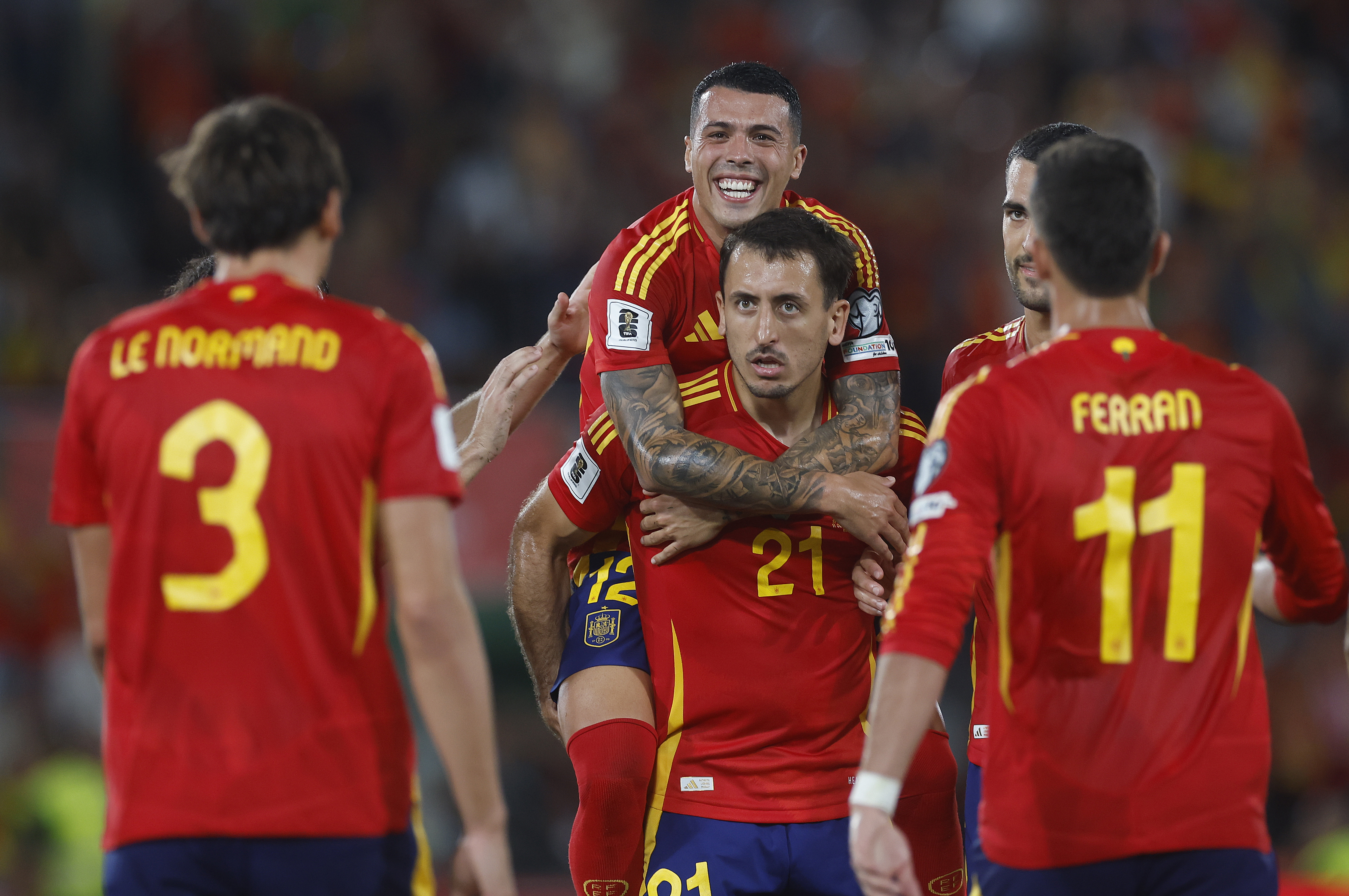 11/10/25 PARTIDO CLASIFICACION MUNDIAL 2026
ESTADIO MARTINEZ VALERO
SELECCION ESPAÑOLA ESPAÑA - GEORGIA
SEGUNDO GOL FALTA DIRECTA MIKEL OYARZABAL 2-0 ALEGRIA
