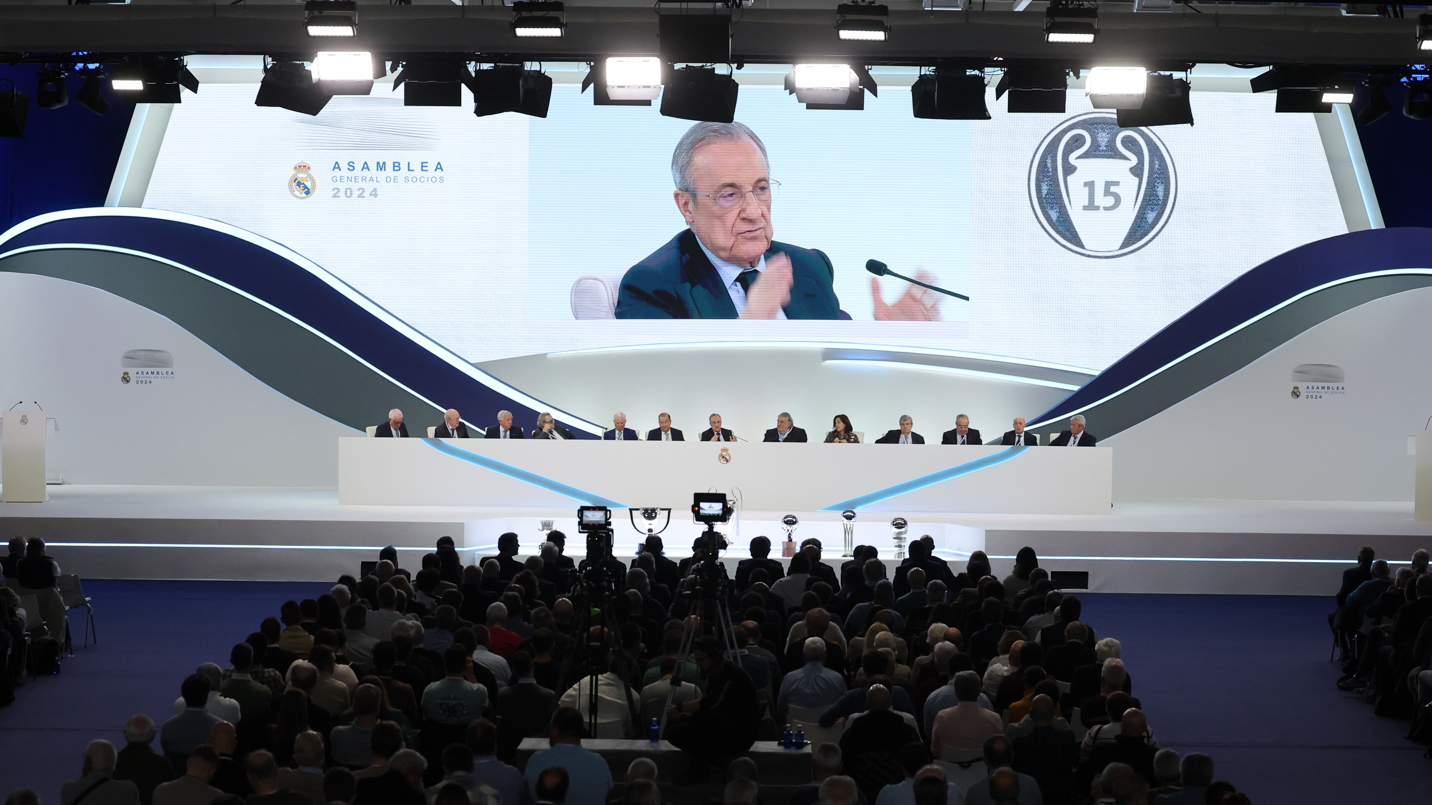 24/11/24 ASAMBLEA GENERAL DE SOCIOS DEL REAL MADRID 2024
FLORENTINO PEREZ