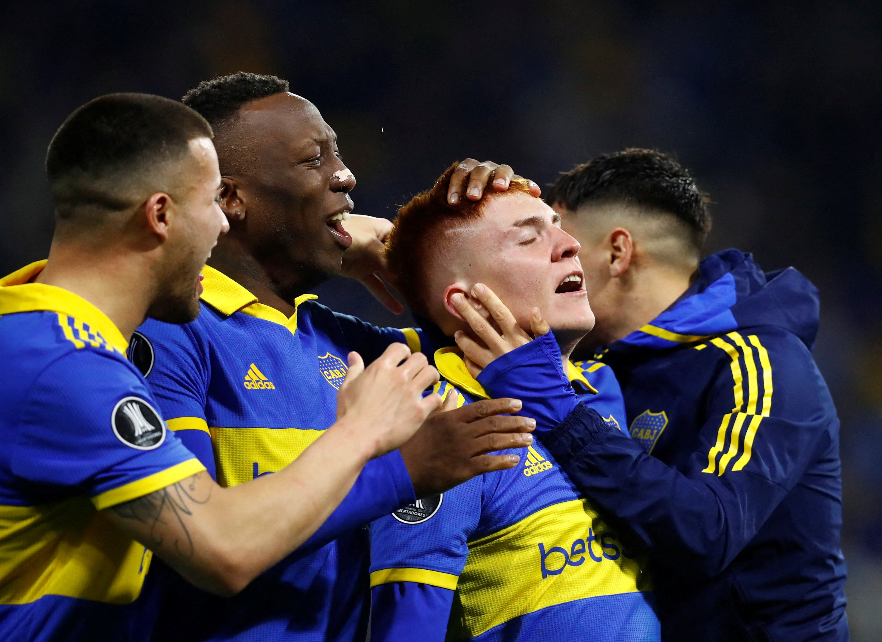 Boca inicia su camino ante Platense