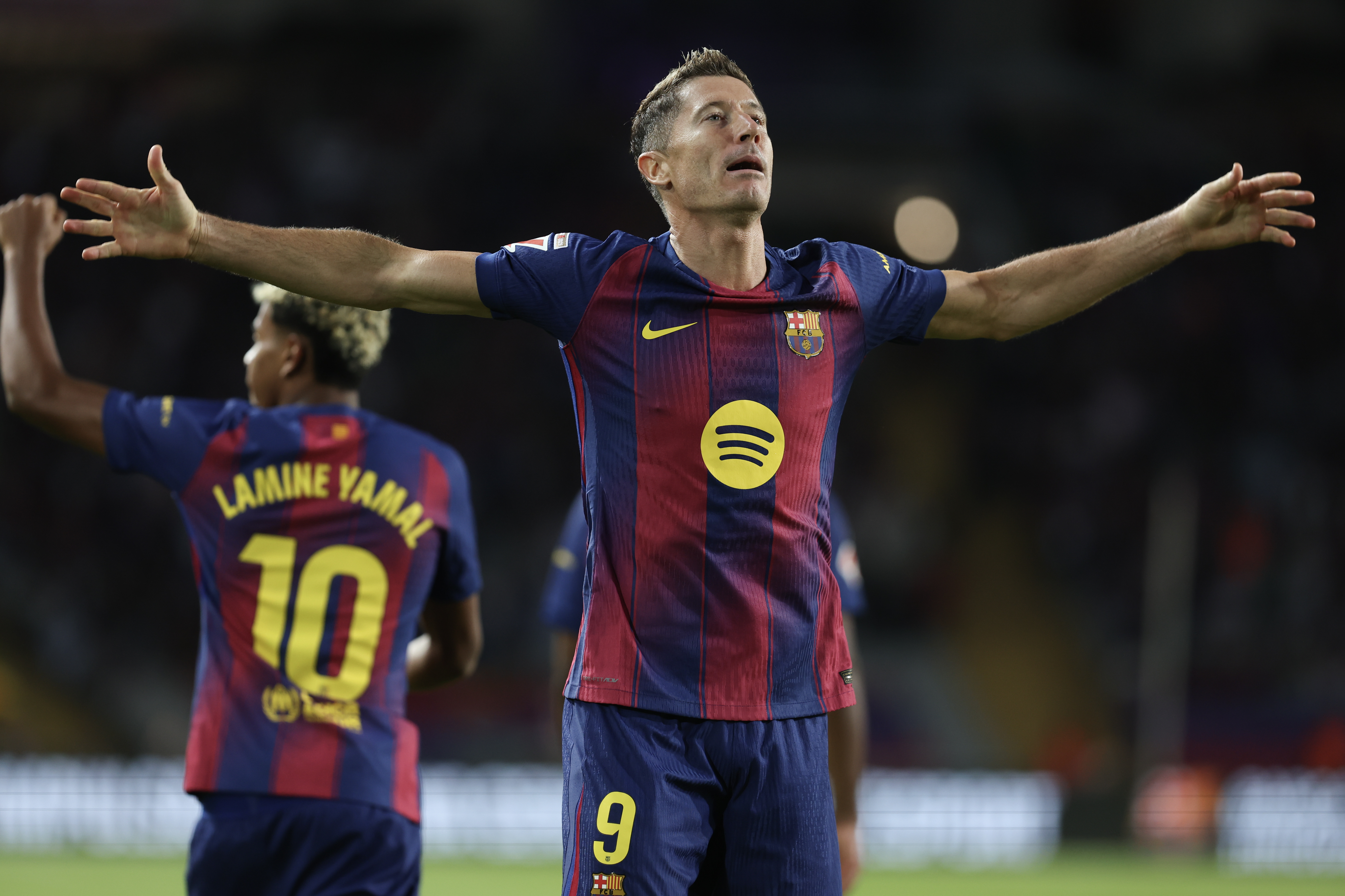 Ter Stegen gesticula em jogo do Barcelona