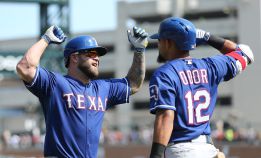 Los Texas Rangers esperan su momento en la sombra