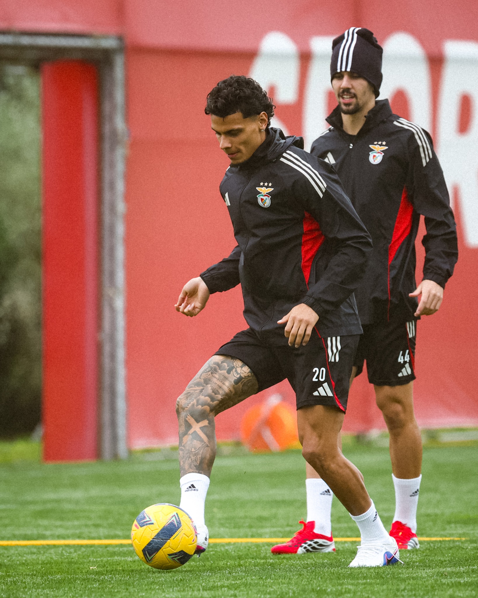 Richard Ríos, disponible para el partido de Champions con el Real Madrid