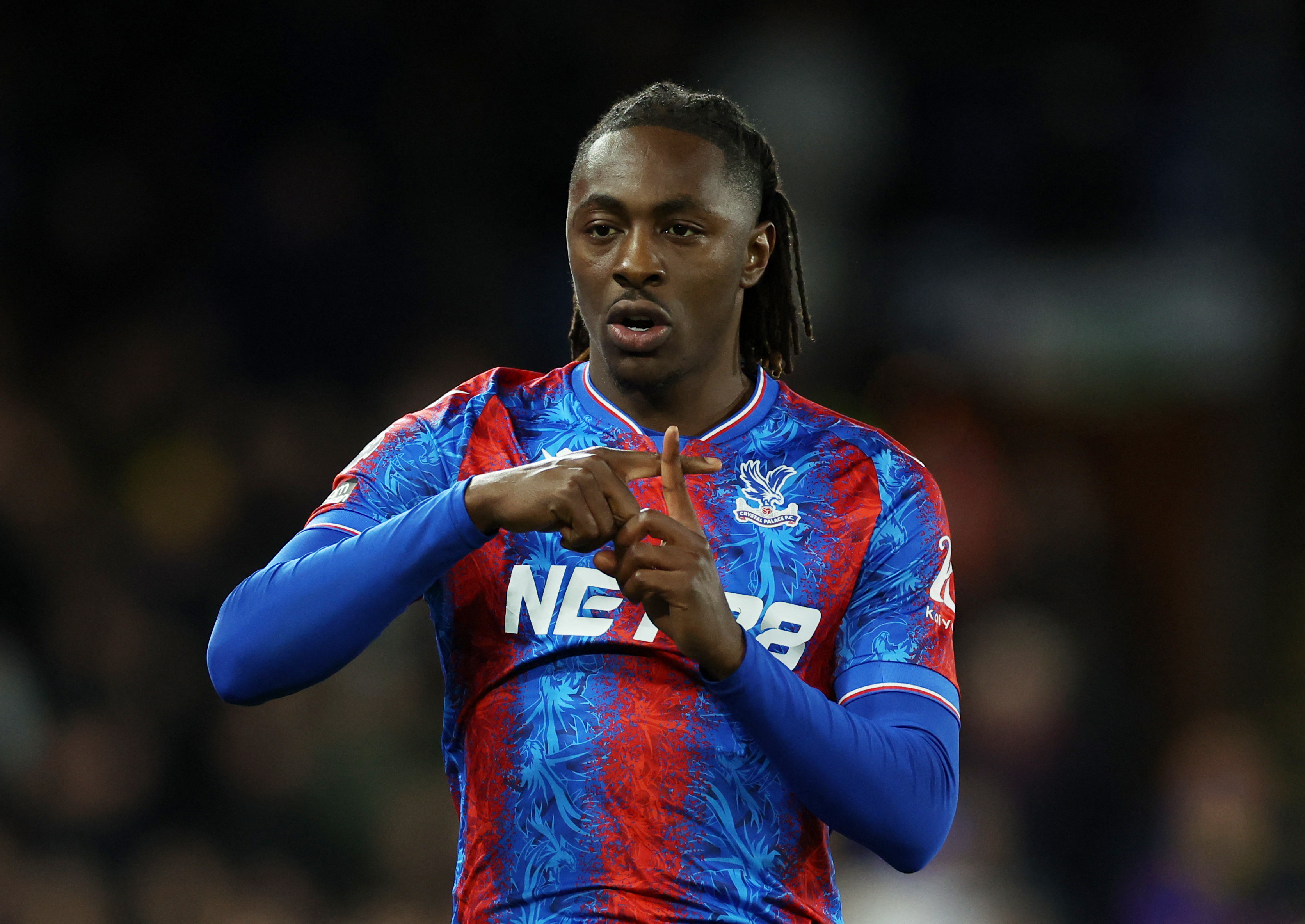 Soccer Football - Premier League - Crystal Palace v Nottingham Forest - Selhurst Park, London, Britain - May 5, 2025 Crystal Palace's Eberechi Eze celebrates scoring their first goal REUTERS/Isabel Infantes EDITORIAL USE ONLY. NO USE WITH UNAUTHORIZED AUDIO, VIDEO, DATA, FIXTURE LISTS, CLUB/LEAGUE LOGOS OR 'LIVE' SERVICES. ONLINE IN-MATCH USE LIMITED TO 120 IMAGES, NO VIDEO EMULATION. NO USE IN BETTING, GAMES OR SINGLE CLUB/LEAGUE/PLAYER PUBLICATIONS. PLEASE CONTACT YOUR ACCOUNT REPRESENTATIVE FOR FURTHER DETAILS..