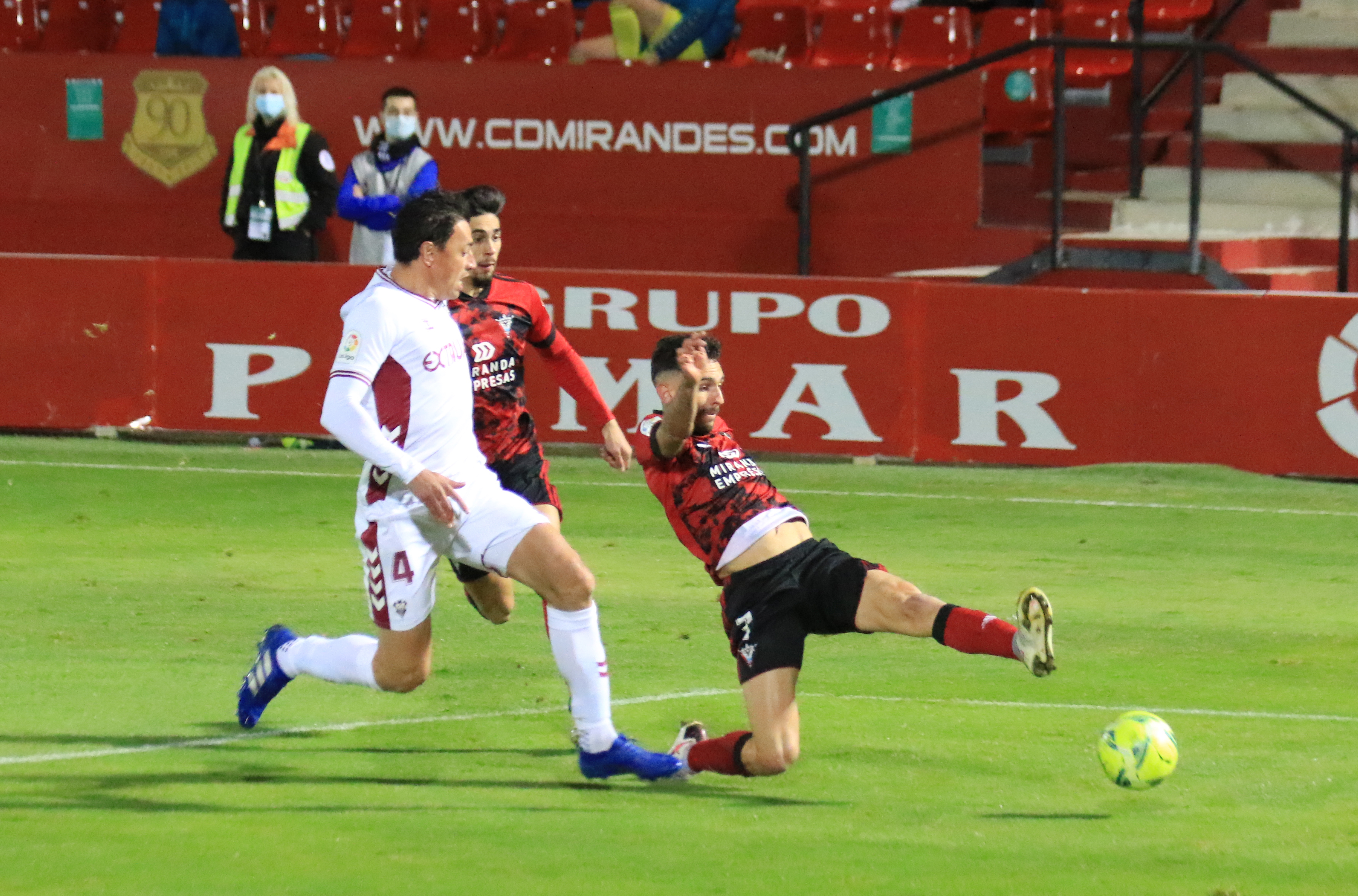 21/12/20  PARTIDO SEGUNDA DIVISION 
MIRANDES - ALBACETE
IVAN  MARTIN CON GOROSITO