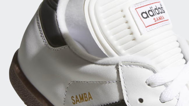 Adidas Samba OG y Classic: dos zapatillas históricas para tu día a día -  Showroom