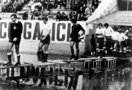 El estadio de Balaídos y aquellos inolvidables partidos de waterpolo