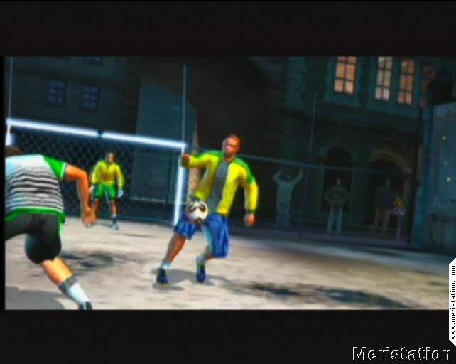 Has soñado alguna vez en jugar al FIFA Street en la vida real? Pues