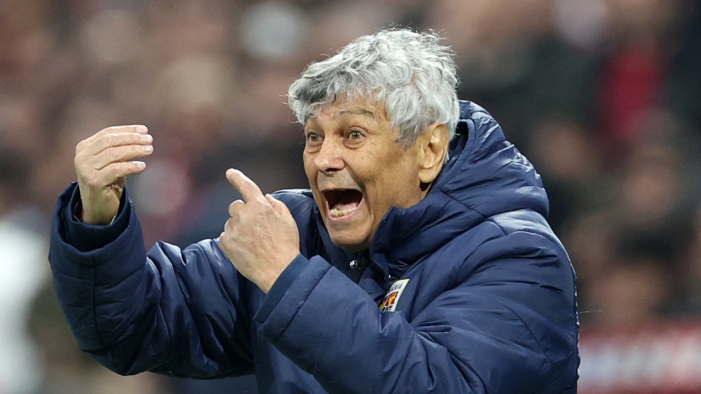 Soccer Football - FIFA World Cup - UEFA Qualifiers - Semi Final - Turkey v Romania - Tupras Stadyumu, Istanbul, Turkey - March 26, 2026   Romania coach Mircea Lucescu reacts REUTERS/Murad Sezer