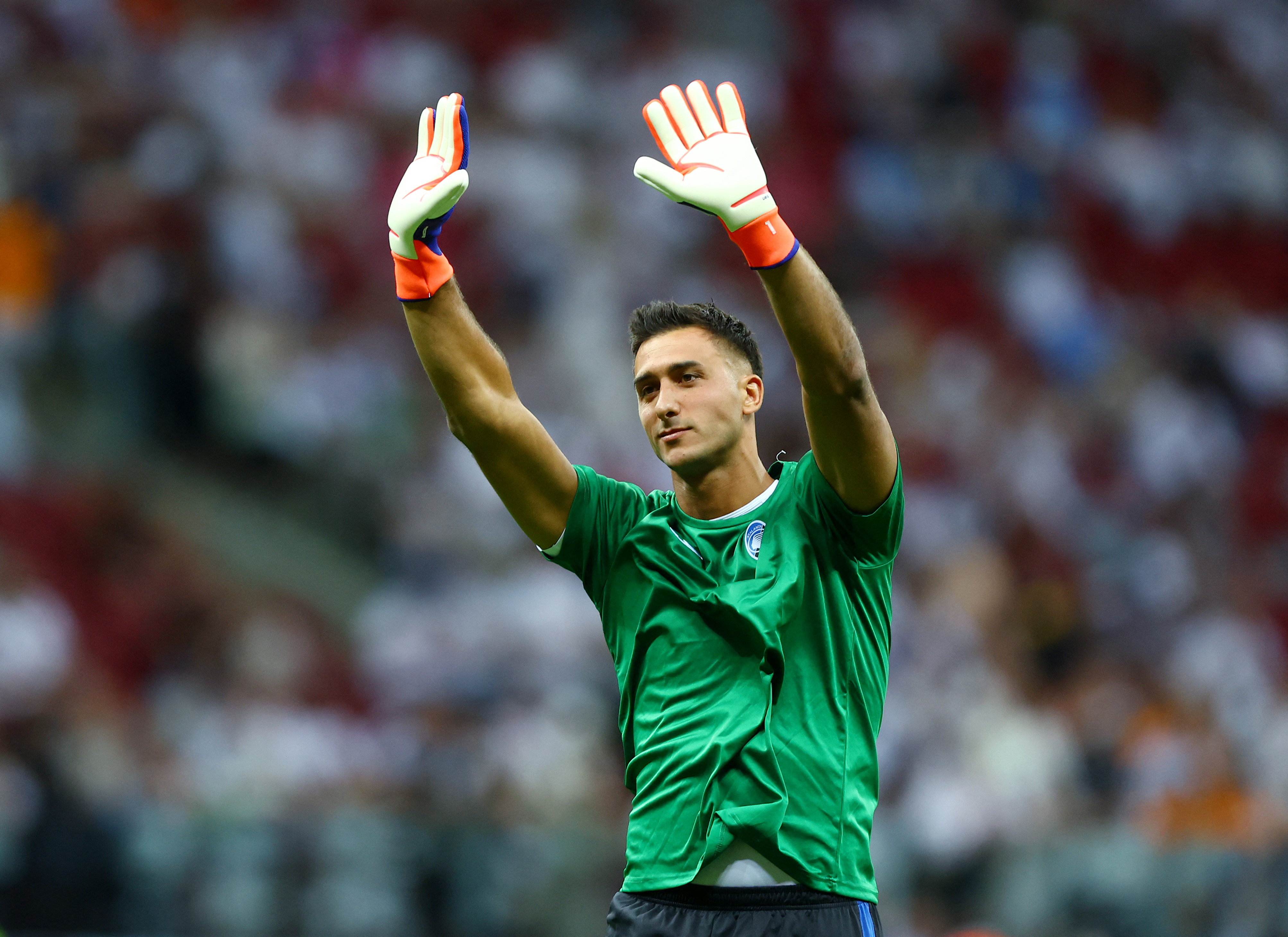 Soccer Football - Super Cup - Real Madrid v Atalanta - National Stadium, Warsaw, Poland - August 14, 2024 Atalanta's Juan Musso during the warm up before the match REUTERS/Kacper Pempel