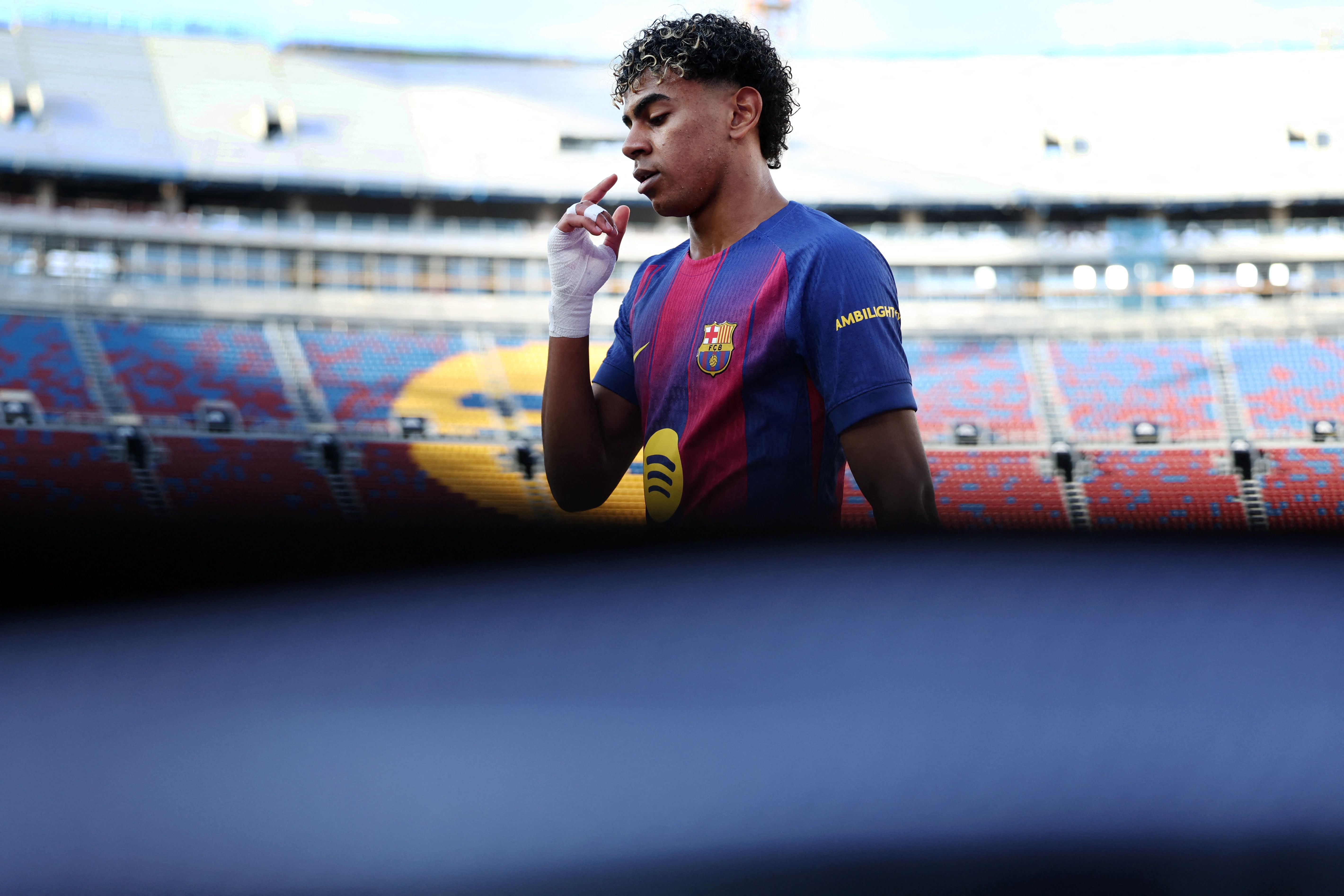 Barcelona's Spanish forward #10 Lamine Yamal is pictured during the Spanish league football match between FC Barcelona and Levante UD at Camp Nou Stadium in Barcelona on February 22, 2026. (Photo by Josep LAGO / AFP)