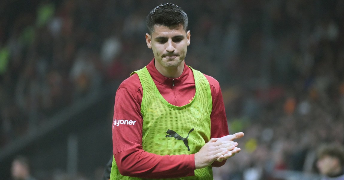 Morata, durante un calentamiento del Galatasaray.