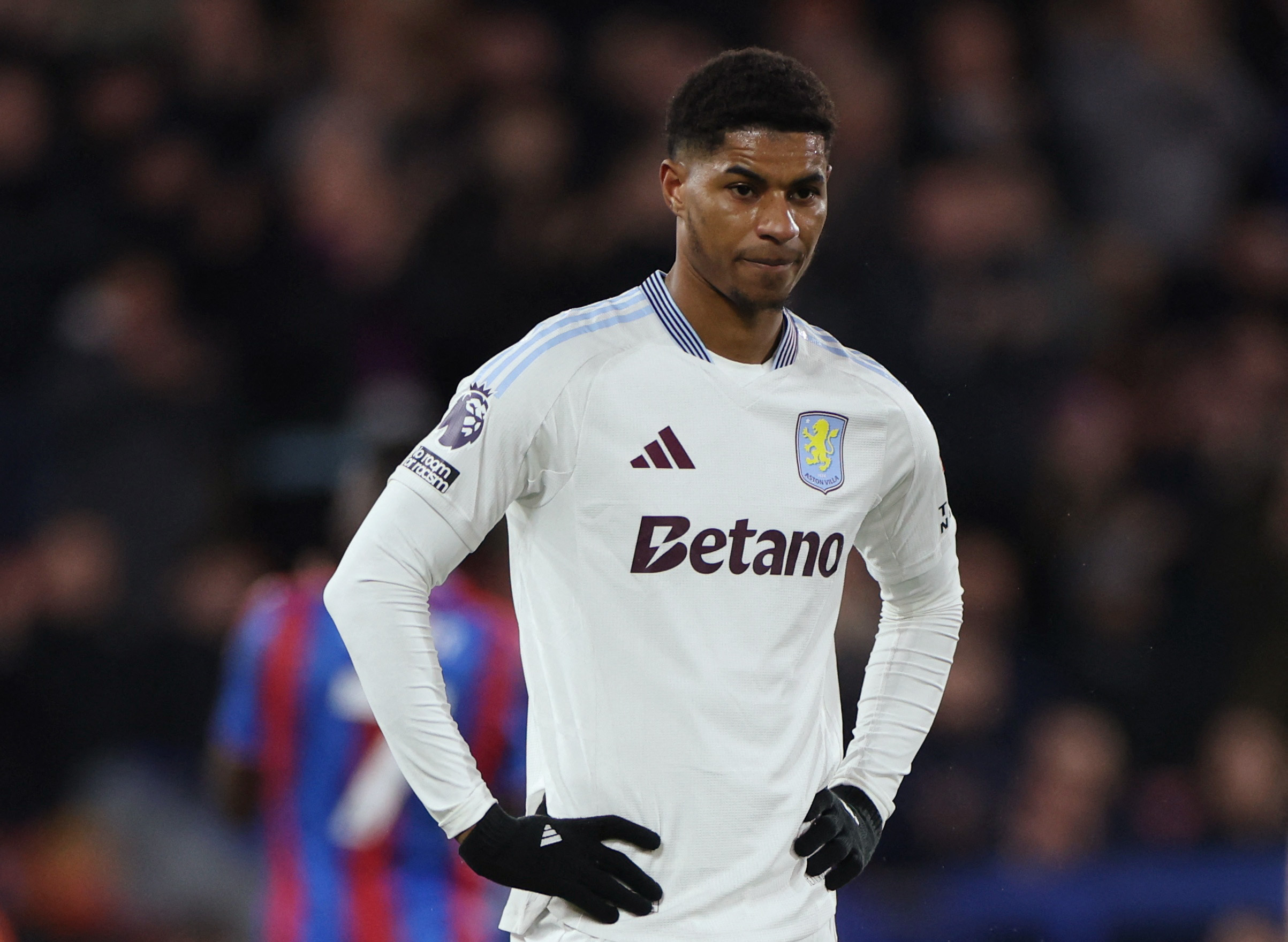 Soccer Football - Premier League - Crystal Palace v Aston Villa - Selhurst Park, London, Britain - February 25, 2025  Aston Villa's Marcus Rashford looks dejected REUTERS/Isabel Infantes EDITORIAL USE ONLY. NO USE WITH UNAUTHORIZED AUDIO, VIDEO, DATA, FIXTURE LISTS, CLUB/LEAGUE LOGOS OR 'LIVE' SERVICES. ONLINE IN-MATCH USE LIMITED TO 120 IMAGES, NO VIDEO EMULATION. NO USE IN BETTING, GAMES OR SINGLE CLUB/LEAGUE/PLAYER PUBLICATIONS. PLEASE CONTACT YOUR ACCOUNT REPRESENTATIVE FOR FURTHER DETAILS..