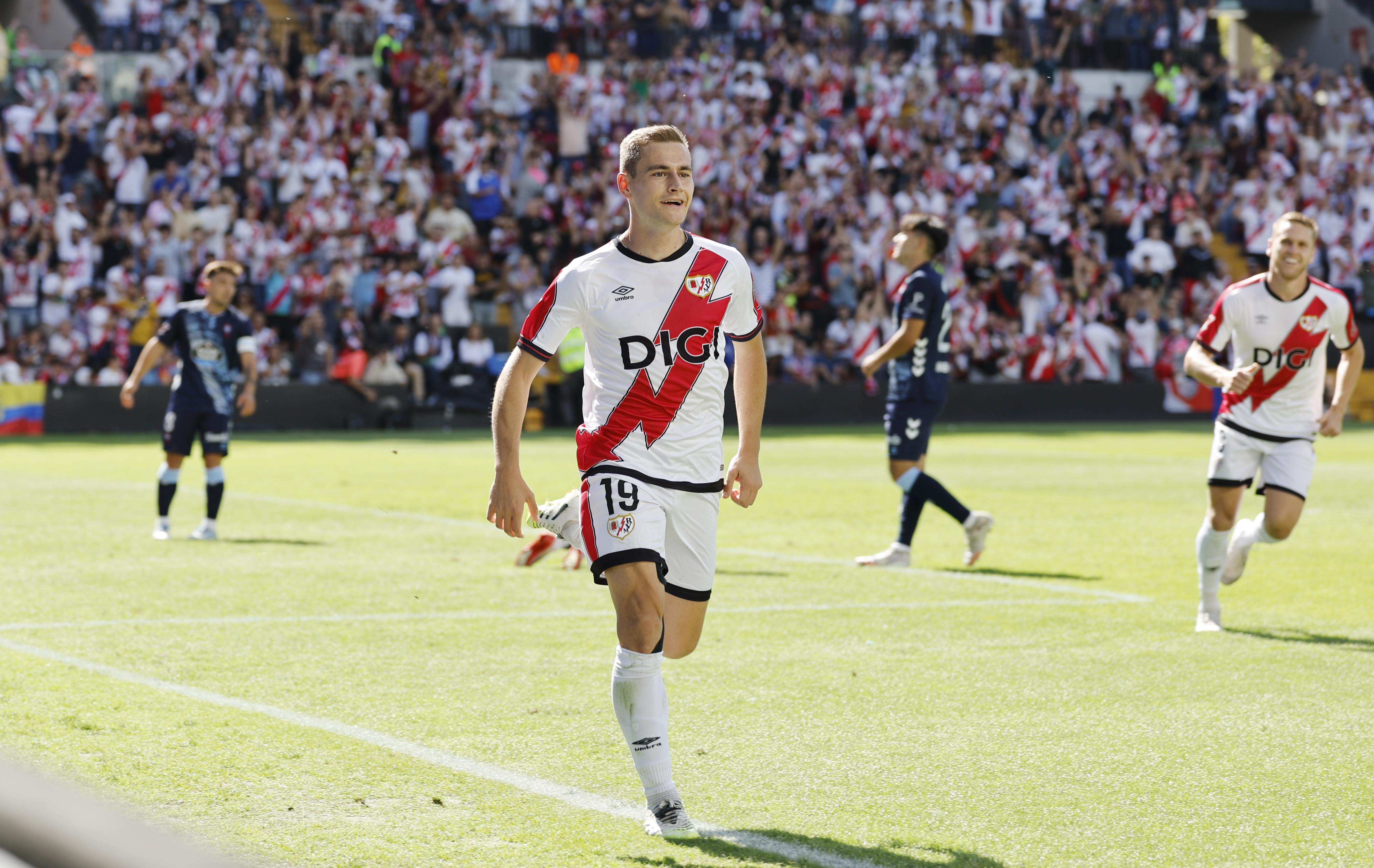 21/09/25 PARTIDO PRIMERA DIVISION RAYO VALLECANO CELTA DE VIGO
GOL JORGE DE FRUTOS 1-1 ALEGRIA