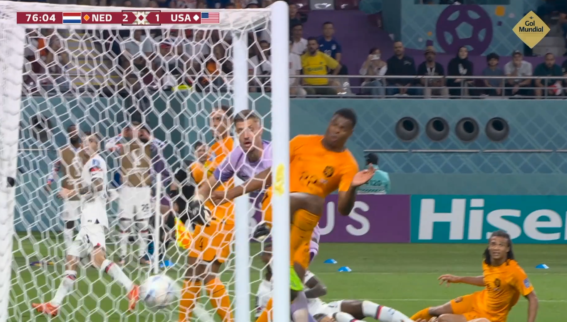 Posiblemente el gol más raro visto en un Mundial: el tanto de USA lo van a tener que ver varias veces para creérselo