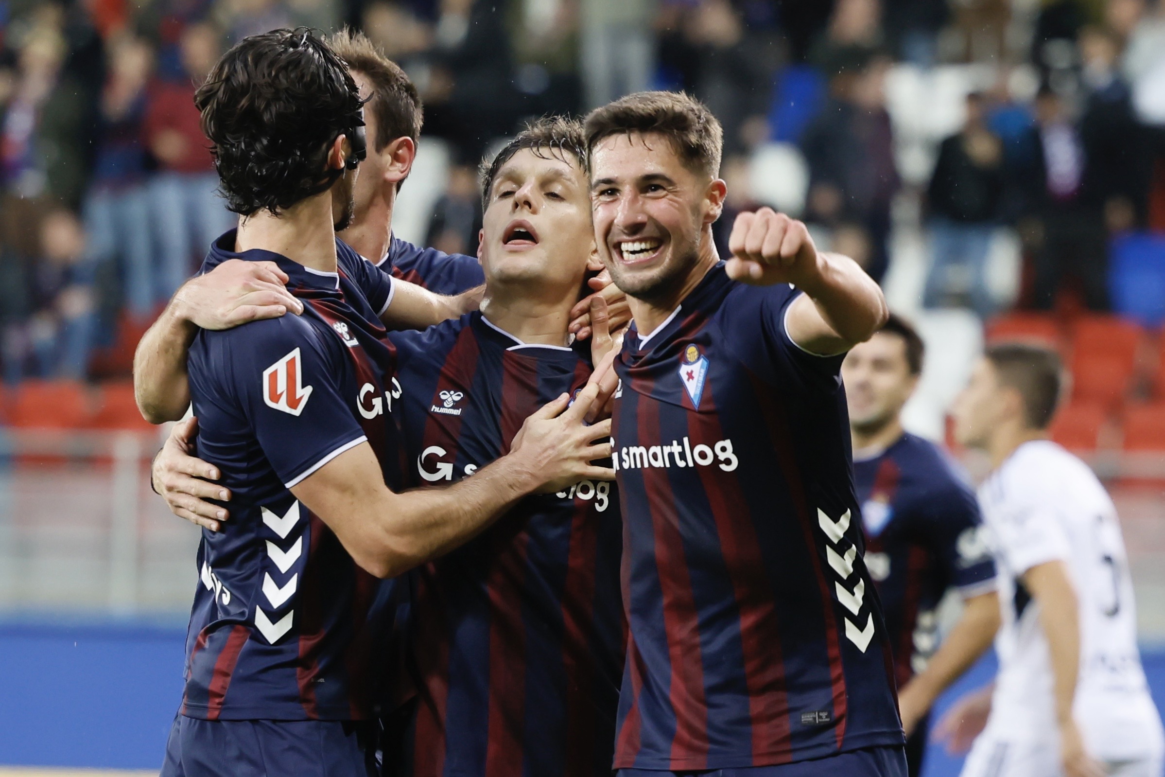 Un huracán llamado Martón retoma el ánimo del Eibar