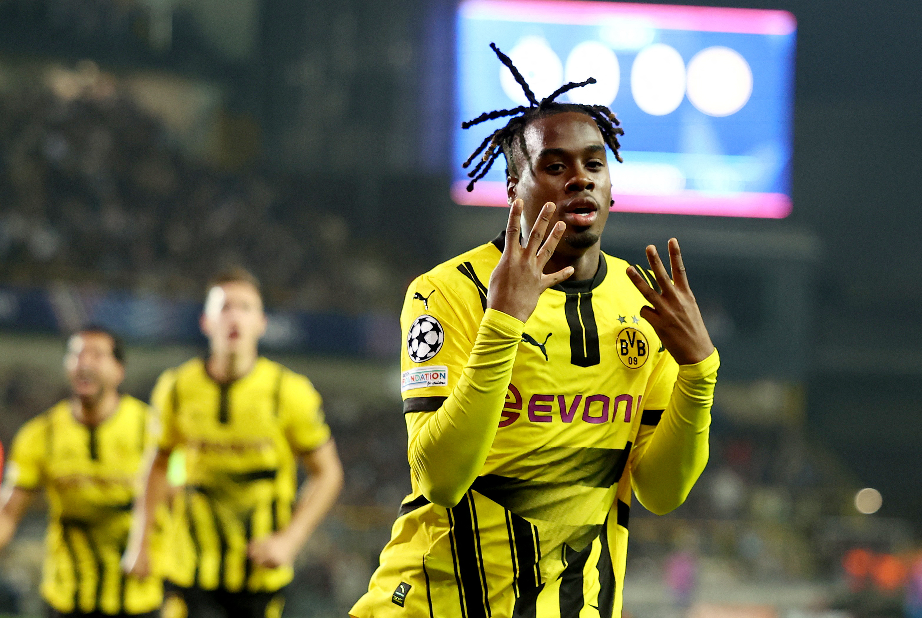 Soccer Football - Champions League - Club Brugge v Borussia Dortmund - Jan Breydel Stadium, Bruges, Belgium - September 18, 2024 Borussia Dortmund's Jamie Bynoe-Gittens celebrates scoring their first goal REUTERS/Yves Herman