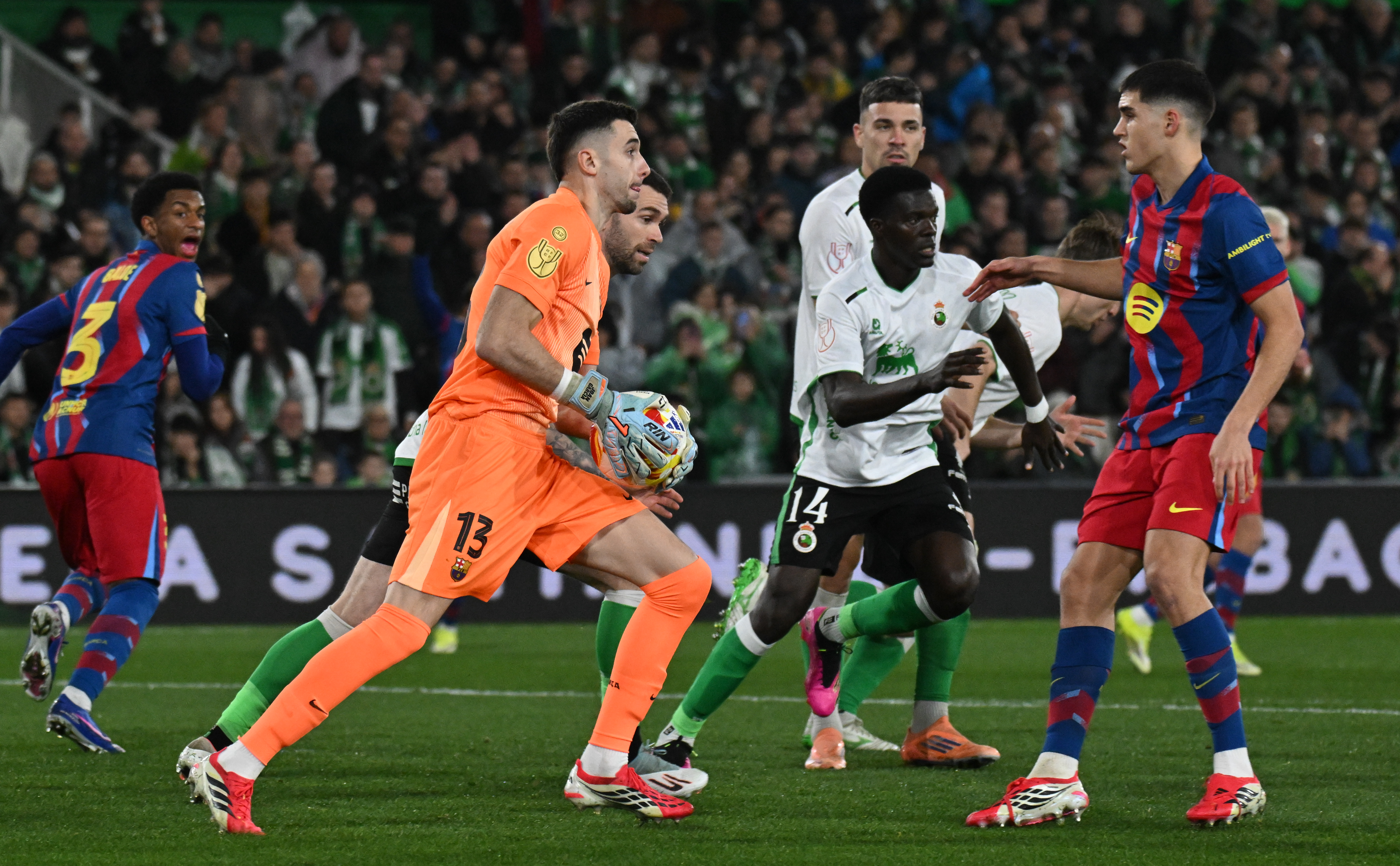 15/01/26 PARTIDO UNICO OCTAVOS COPA DEL REY 
RACING SANTANDER - BARCELONA 
JOAN GARCIA