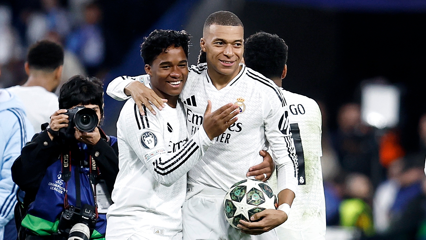 19/02/25 PARTIDO VUELTA DIECISEISAVOS CHAMPIONS LEAGUE 
REAL MADRID - MANCHESTER CITY 
ALEGRIA FIN DE PARTIDO BALON HAT TRICK KYLIAN MBAPPE 
ENDRICK