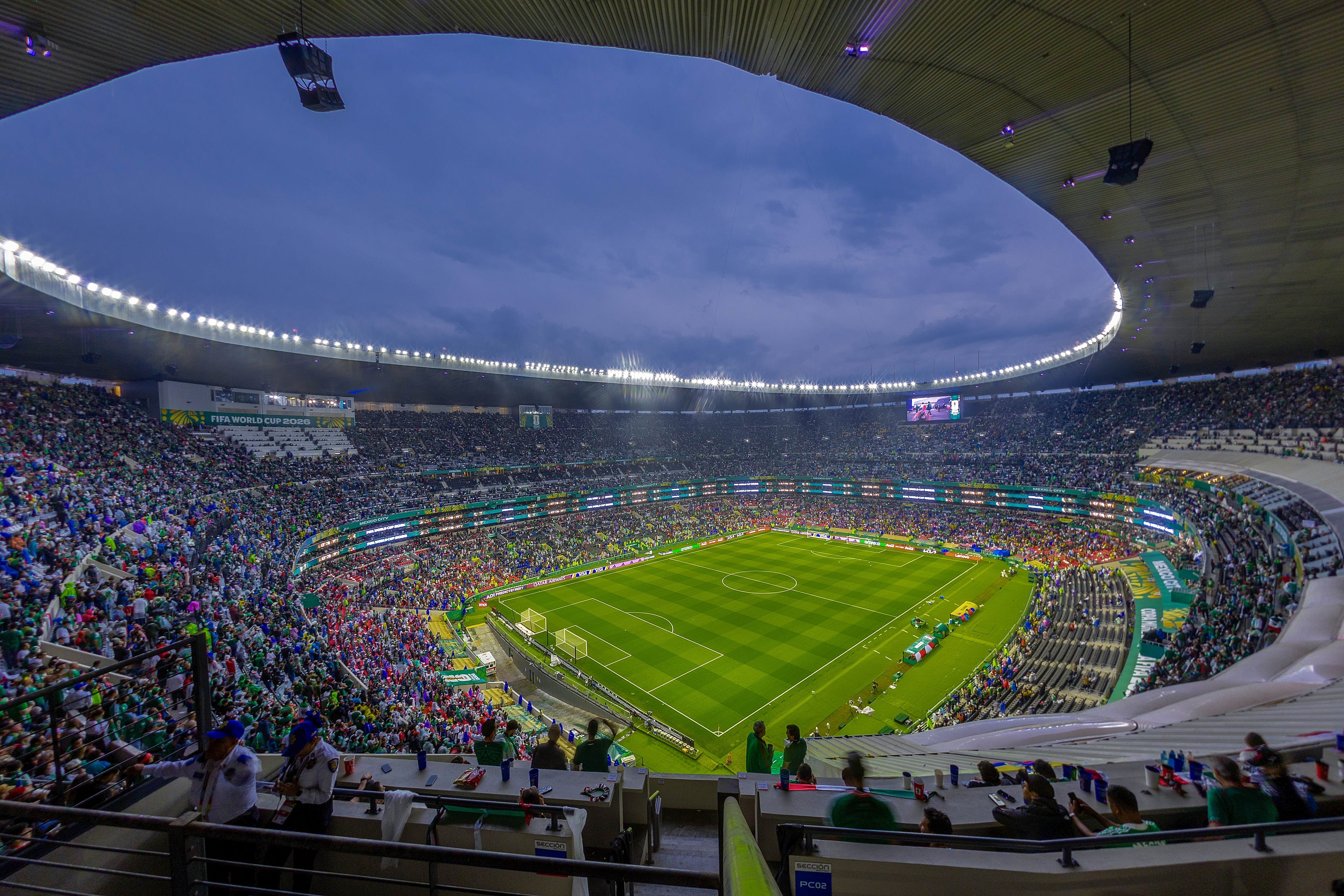 Estadio Azteca durante el México vs Ecuador.