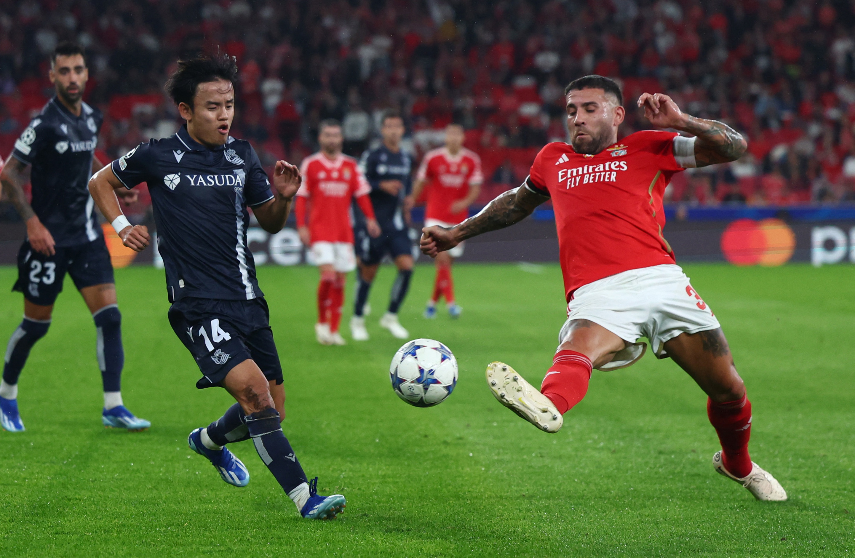 El Benfica se niega a dejar marchar a Otamendi