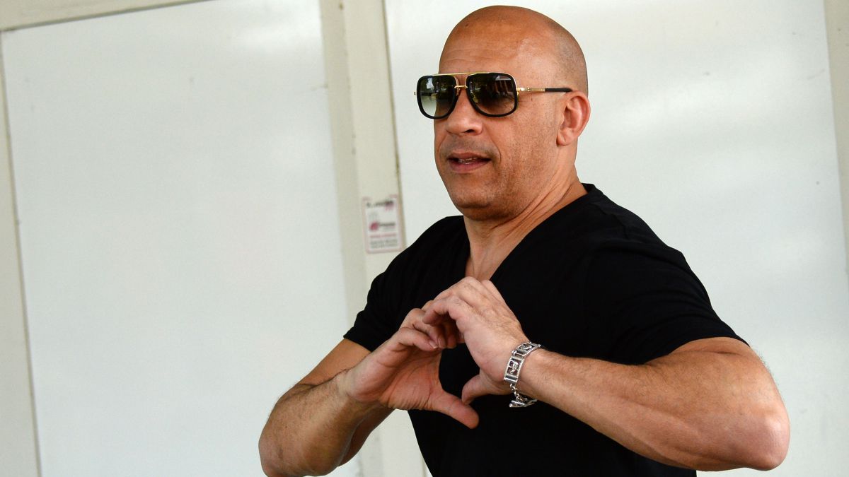 Vin Diesel Se Hace Viral Por Su Cambio Fisico En Sus Vacaciones Y Responde A Las Criticas Vin Diesel Se Hace Viral Por Su Cambio Fisico En Sus Vacaciones Y Responde A Las Criticas