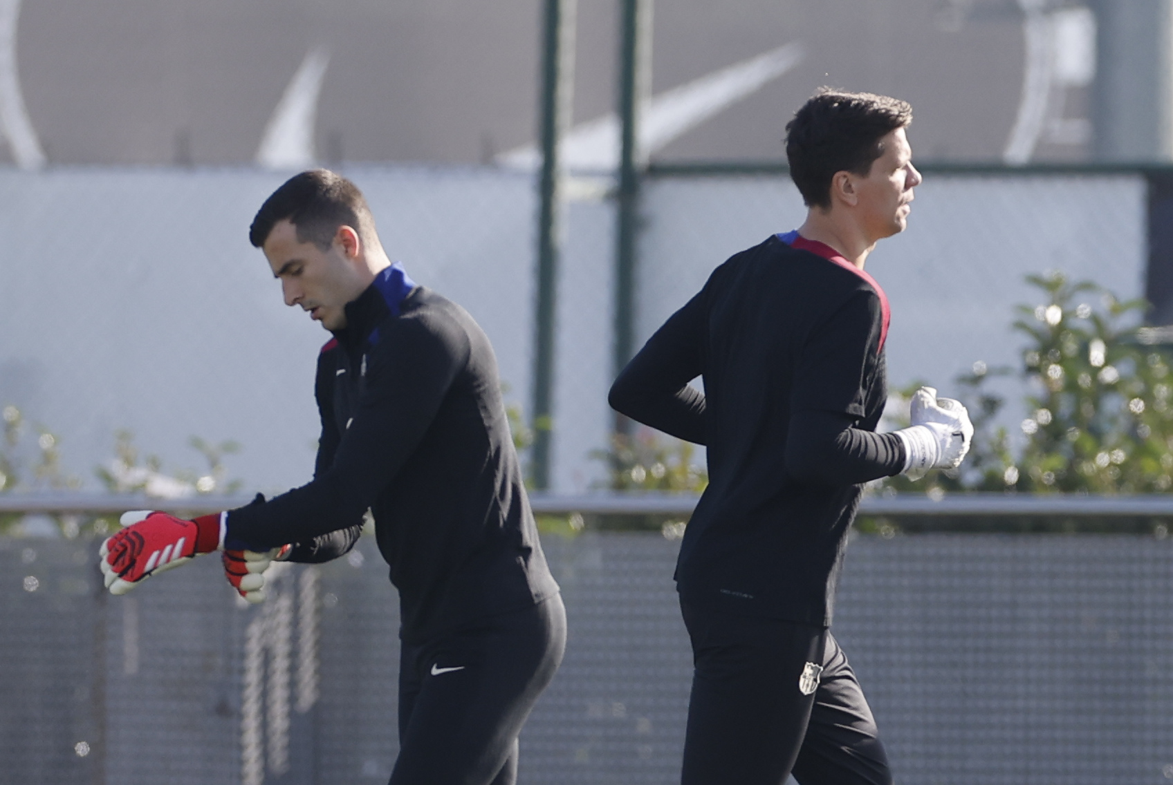 I?aki Pe?a y Wojciech Szczesny, en un entrenamiento.