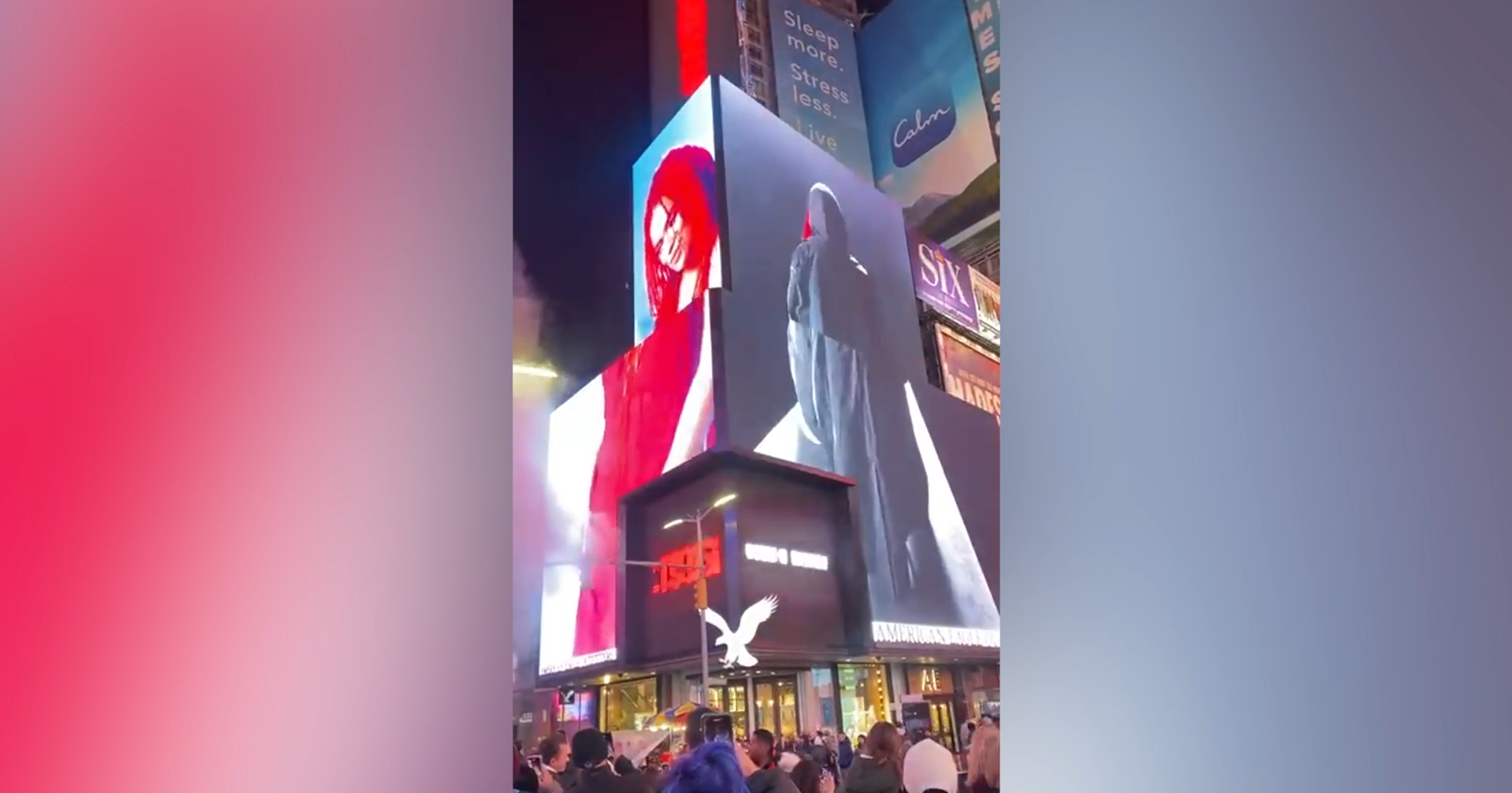 El adelanto del último videoclip de Shakira y Karol G en Times Square
