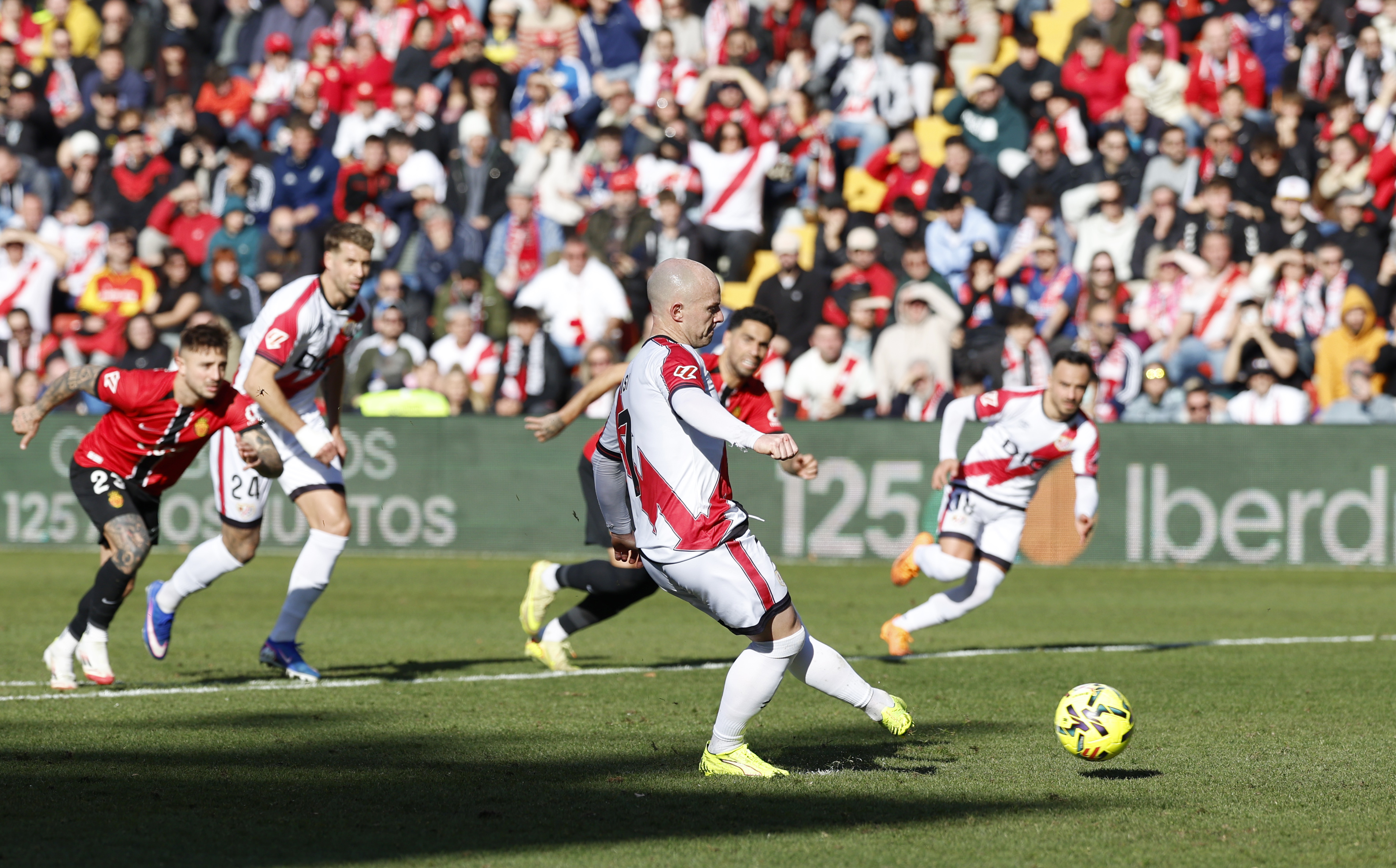 11/01/26 PARTIDO PRIMERA DIVISION RAYO VALLECANO MALLORCA
GOL ISI DE PENALTI 2-1