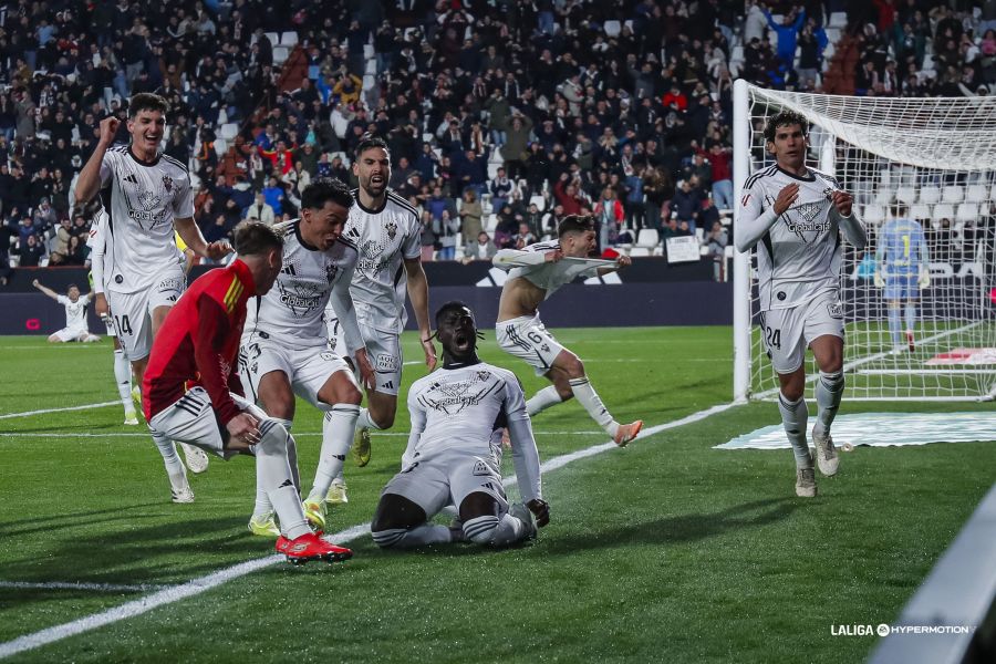 Jefté se gana el perdón y Obeng ejecuta a Las Palmas