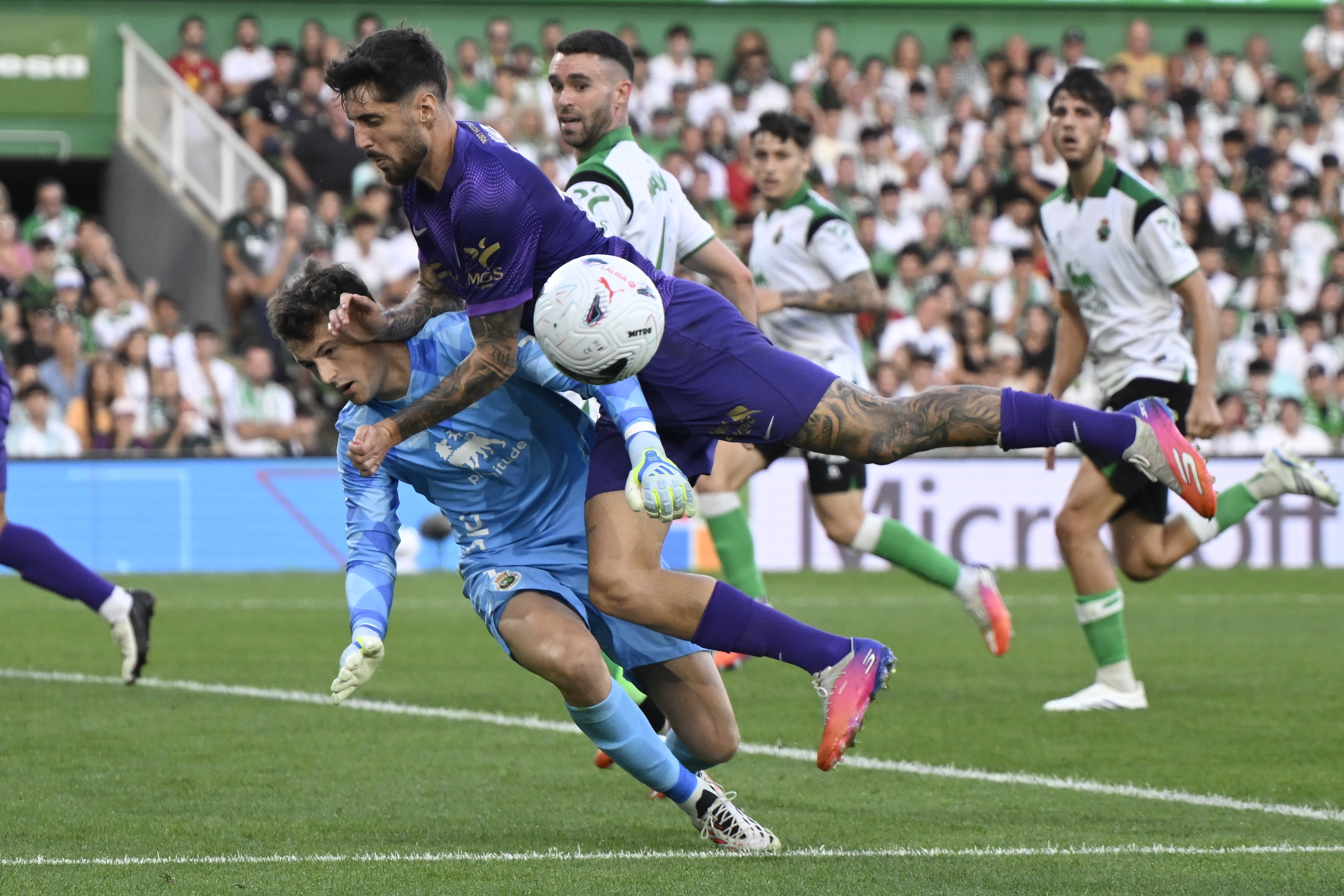 Ingreso de Lucas Cepeda despertó al Elche, pero no alcanzó para evitar la derrota ante el Racing (Video) 3 Racing 3 - 2 Elche: resumen, goles y resultado de LaLiga EA Sports - AS.com