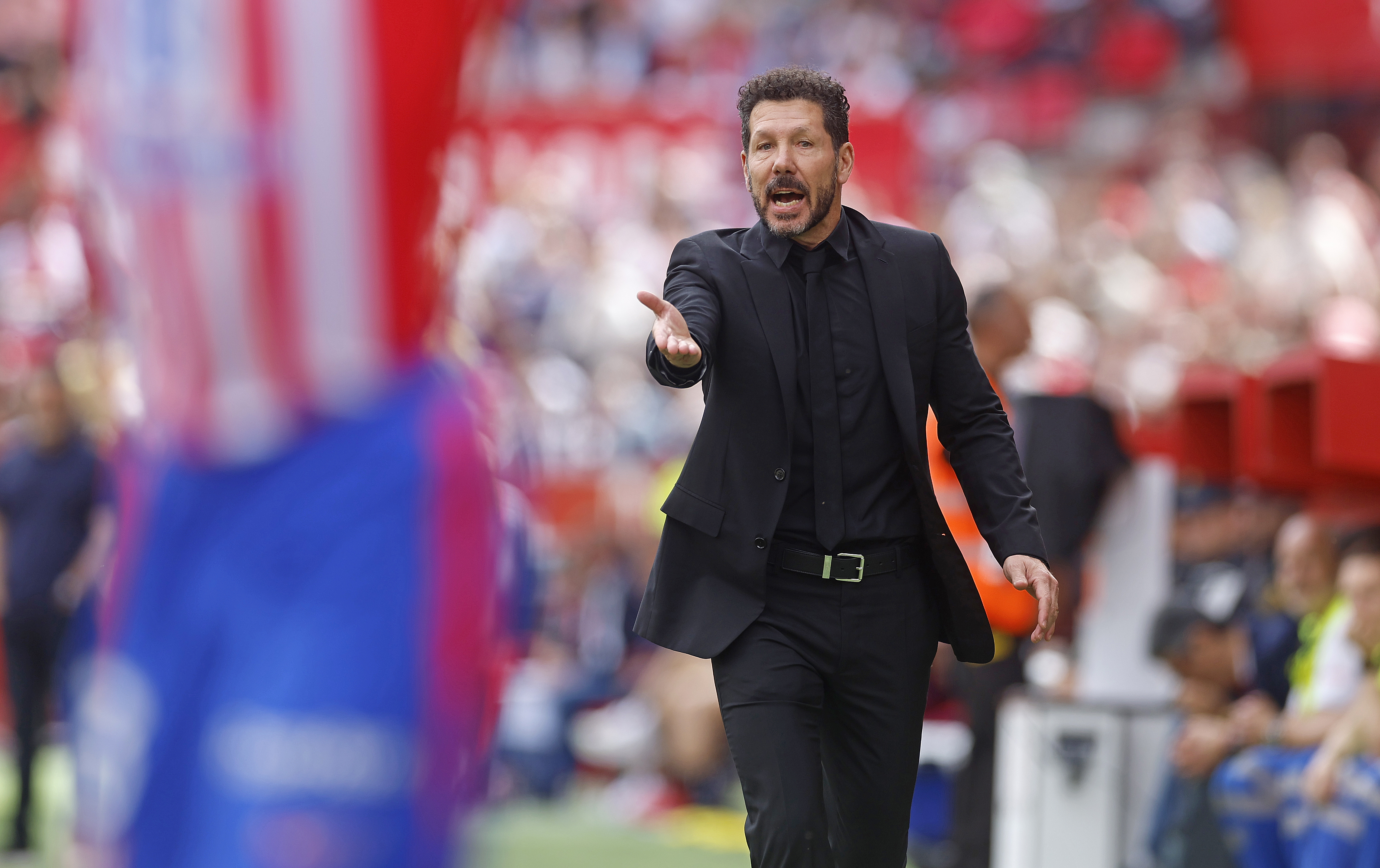 06/04/25 PARTIDO PRIMERA DIVISION
SEVILLA - ATLETICO DE MADRID
CHOLO SIMEONE