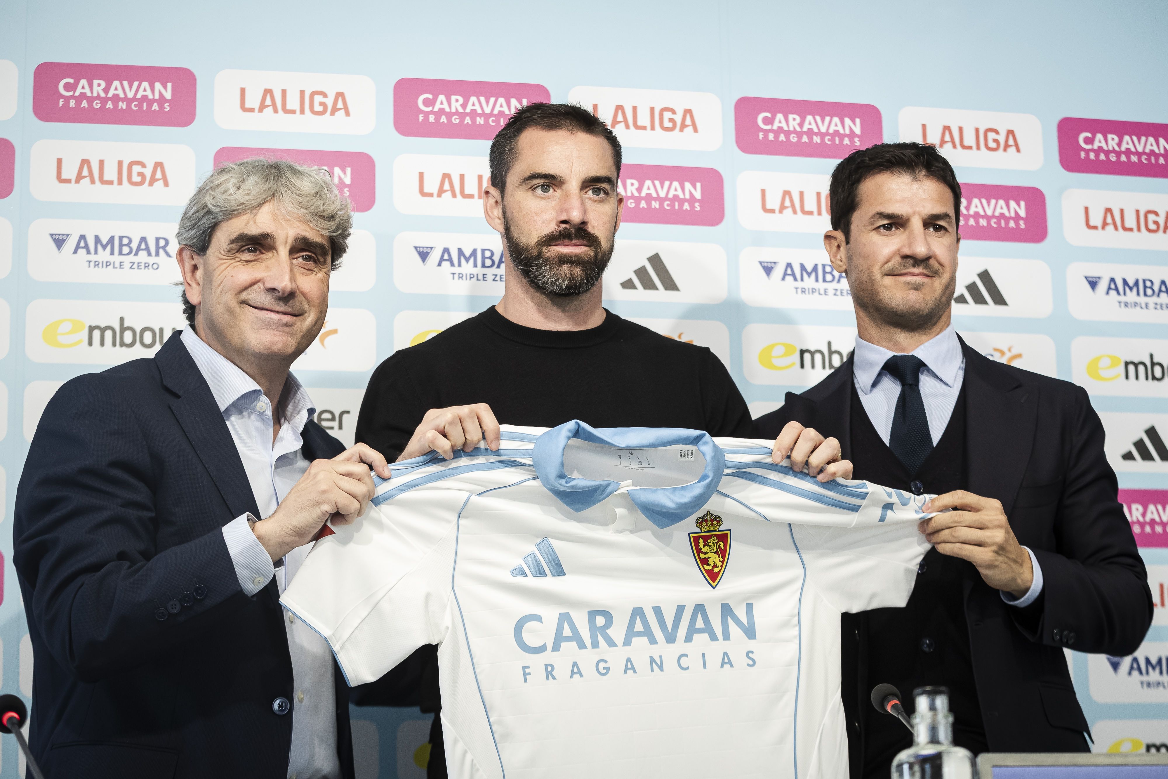 El Real Zaragoza decide las salidas de Rubén Sellés y Txema Indias