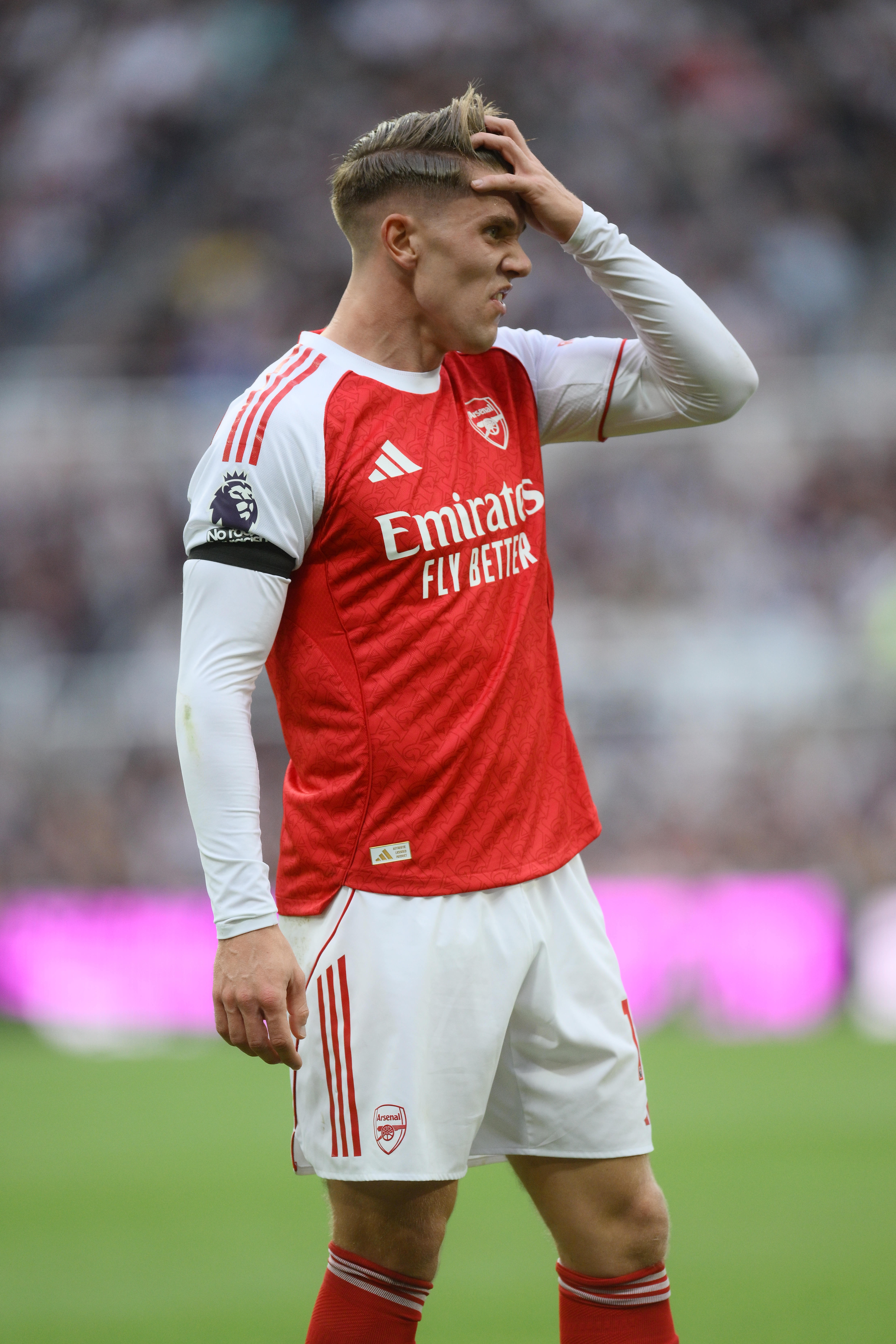NEWCASTLE (United Kingdom), 28/09/2025.- Arsenal's Viktor Gyokeres in action during the English Premier League match between Newcastle United and Arsenal FC, in Newcastle, Britain, 28 September 2025. (Reino Unido) EFE/EPA/GARY OAKLEY EDITORIAL USE ONLY. No use with unauthorized audio, video, data, fixture lists, club/league logos, 'live' services or NFTs. Online in-match use limited to 120 images, no video emulation. No use in betting, games or single club/league/player publications.
