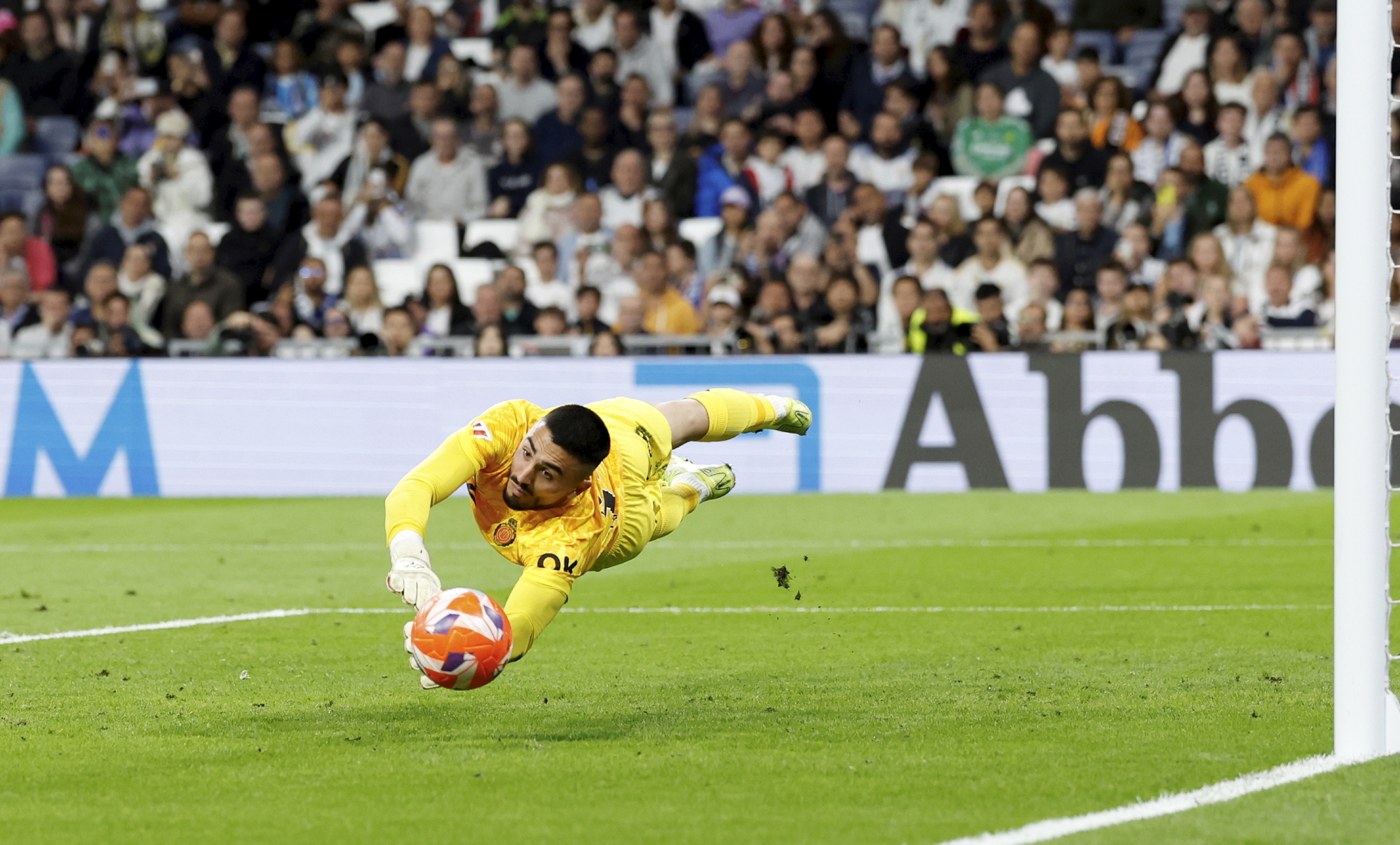 El guardameta del Mallorca frustró una y otra vez los intentos de del conjunto blanco hasta que llegaron los goles de Mbappé y Jacobo Ramón.