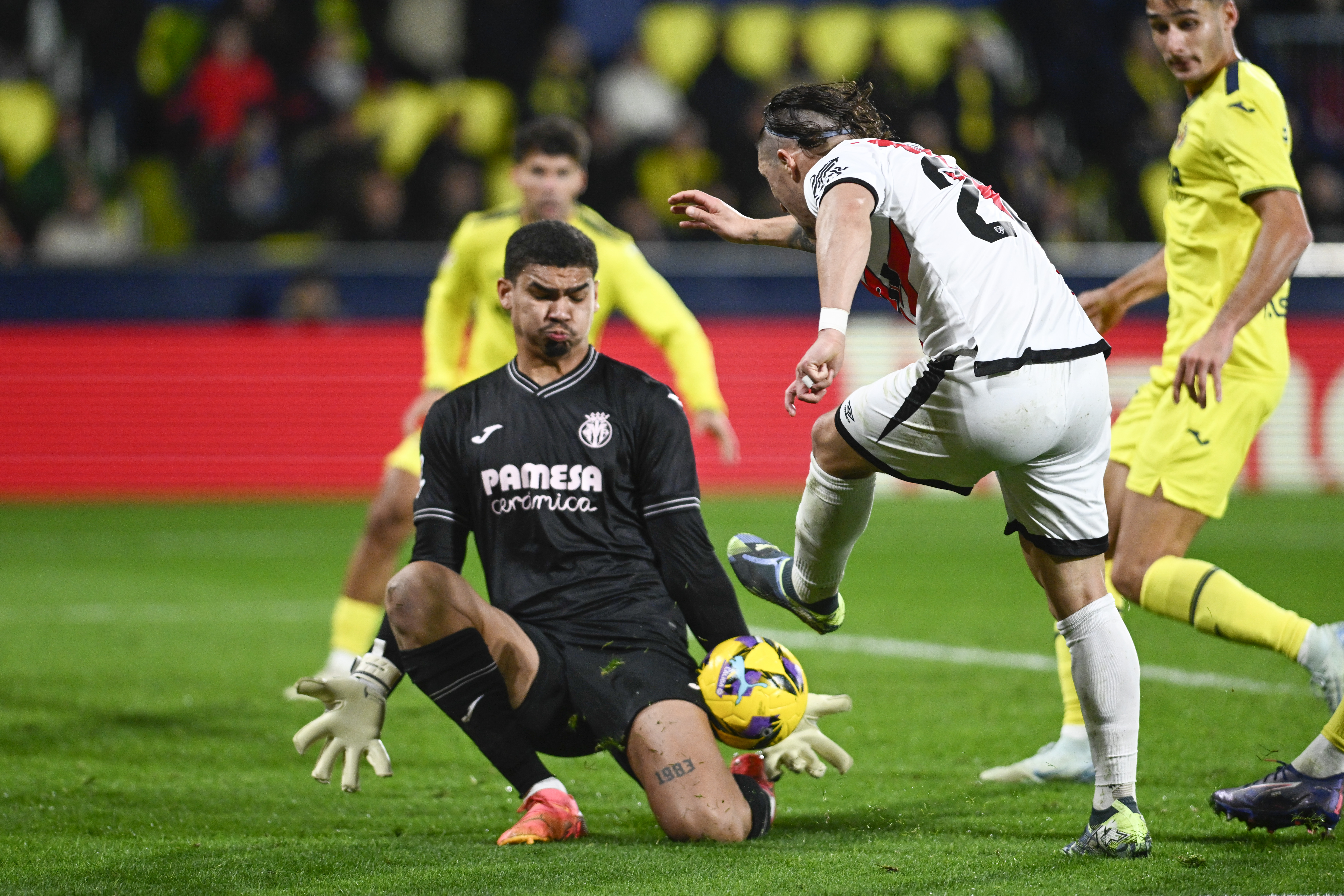 Resumen y goles del Villarreal vs Rayo Vallecano, jornada 13 de LaLiga EA Sports