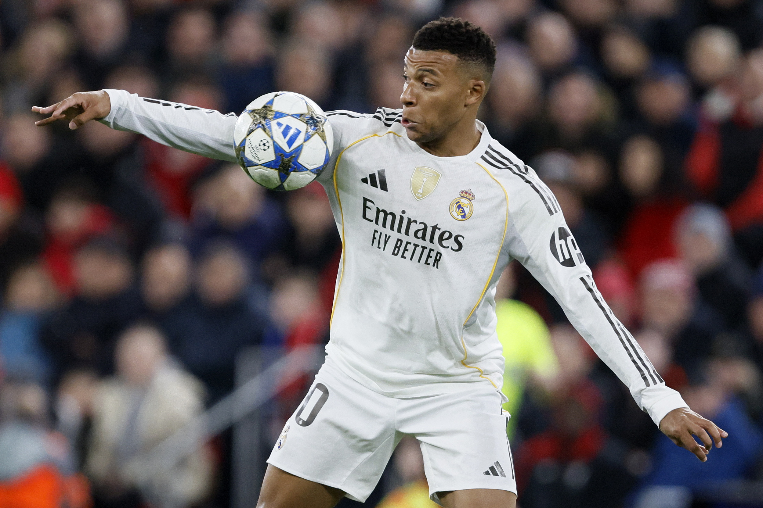 AS Monaco FC (2015-17) | Paris Saint Germain FC (2017-24) | Real Madrid CF (2024-actualidad) | El delantero francés ha jugado 91 encuentros y ha marcado 60 goles con los tres equipos con los que ha disputado el torneo.