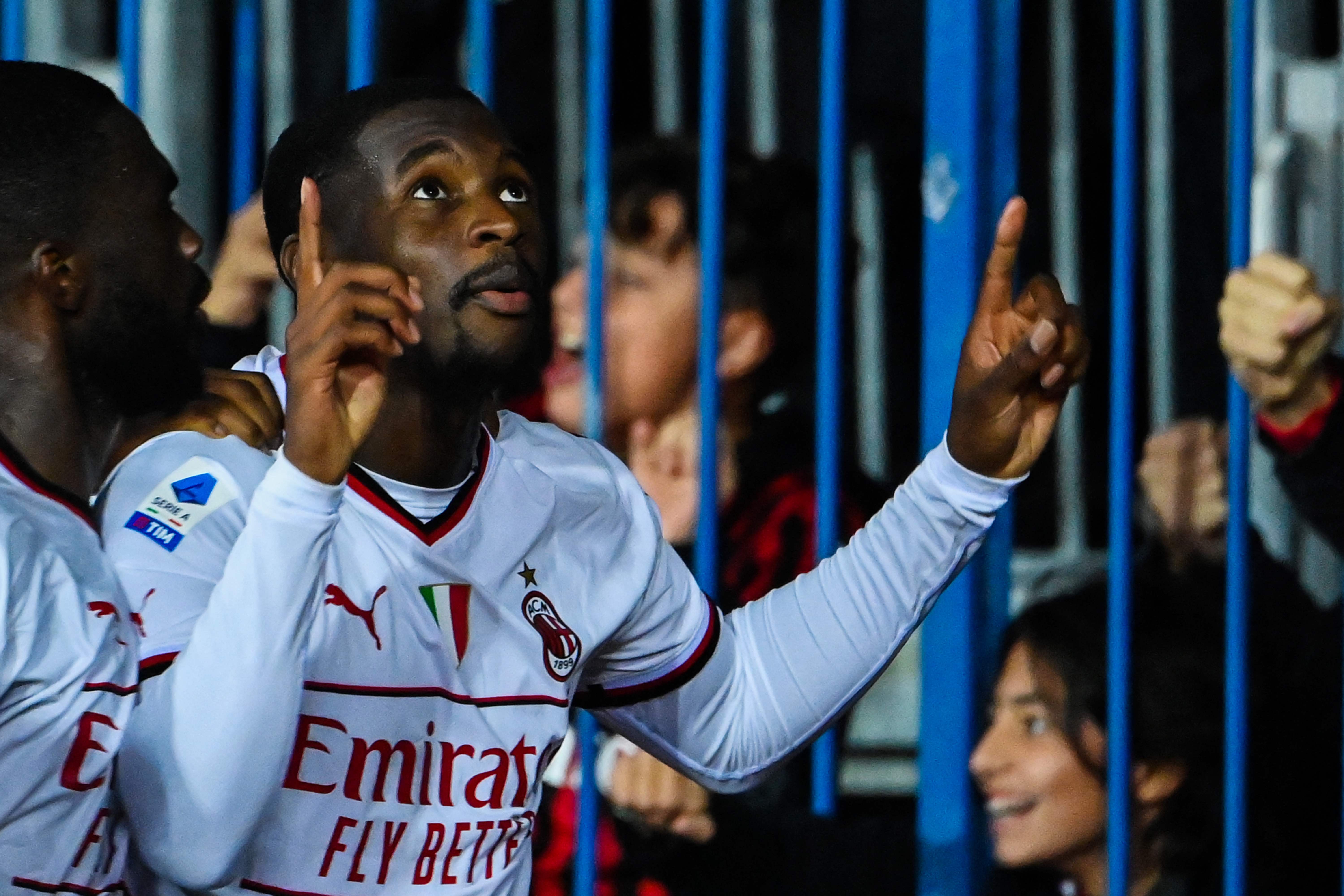 AC Milan's Senegalese defender Fode Ballo-Toure celebrates after scoring during the Italian Serie A football math between Empoli and AC Milan on October 1, 2022 at the Carlo-Castellani stadium in Empoli. (Photo by Alberto PIZZOLI / AFP)