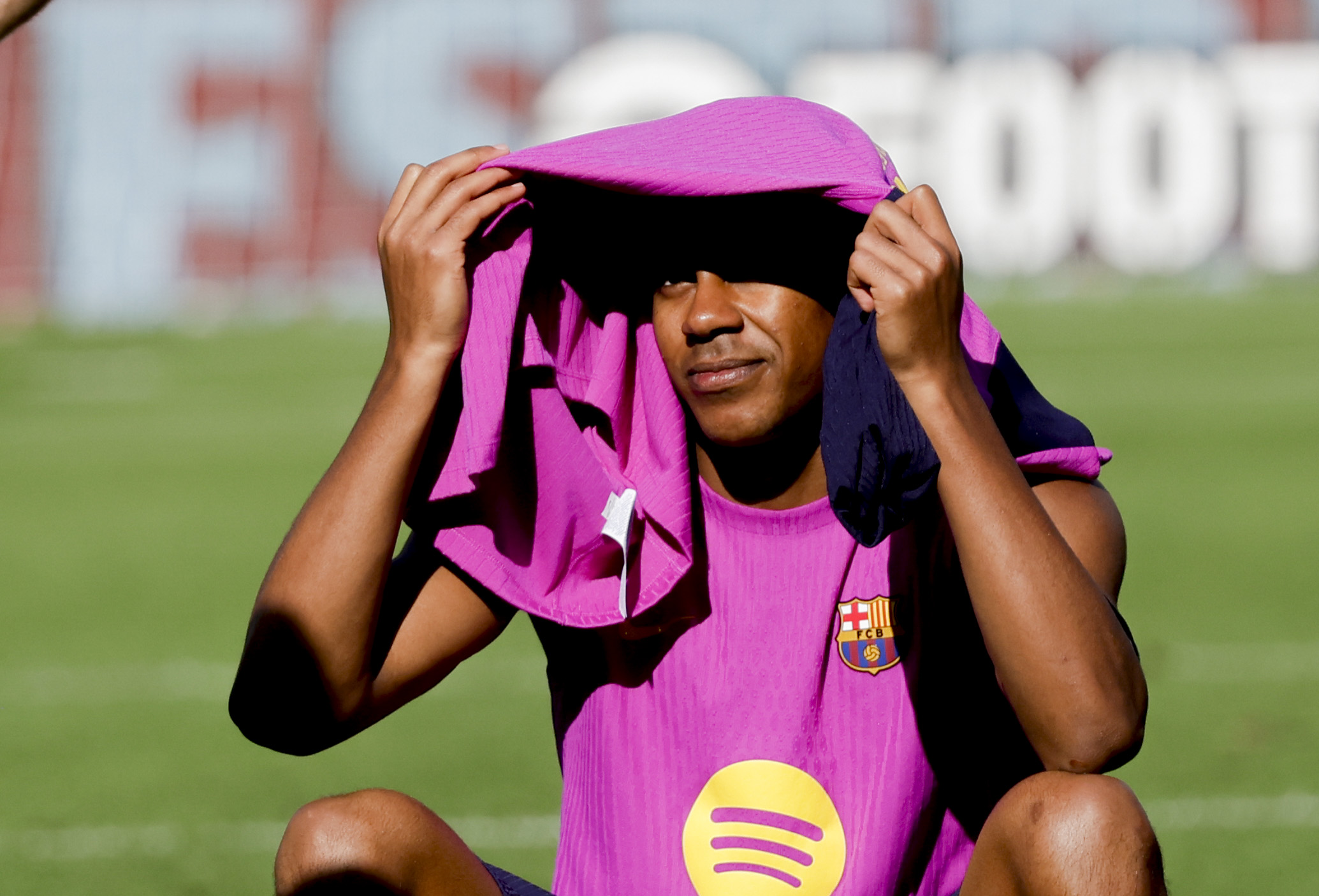 Lamine, lejos del PSG