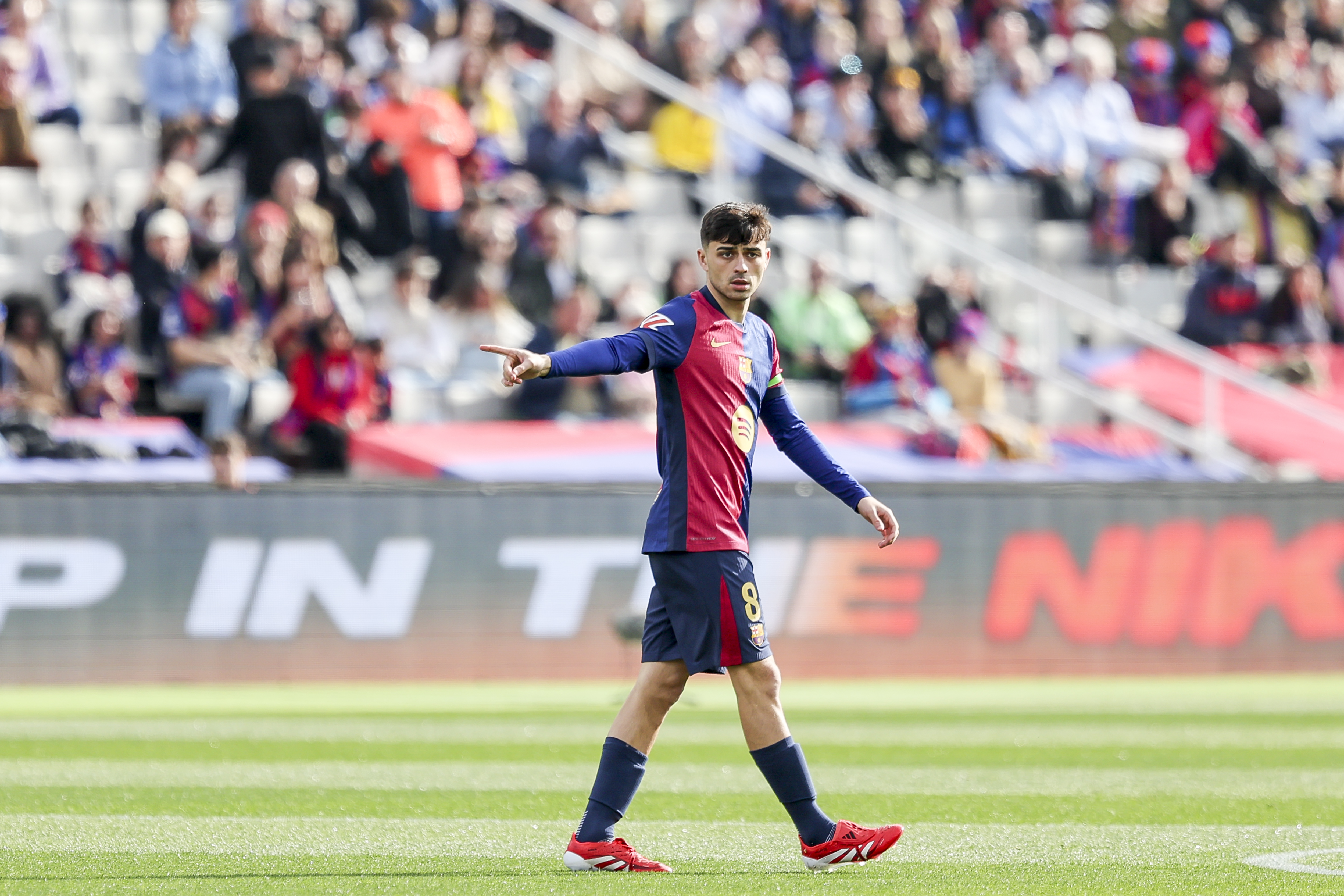 02/02/25 
PARTIDO PRIMERA DIVISION 
BARCELONA - ALAVES 
PEDRI