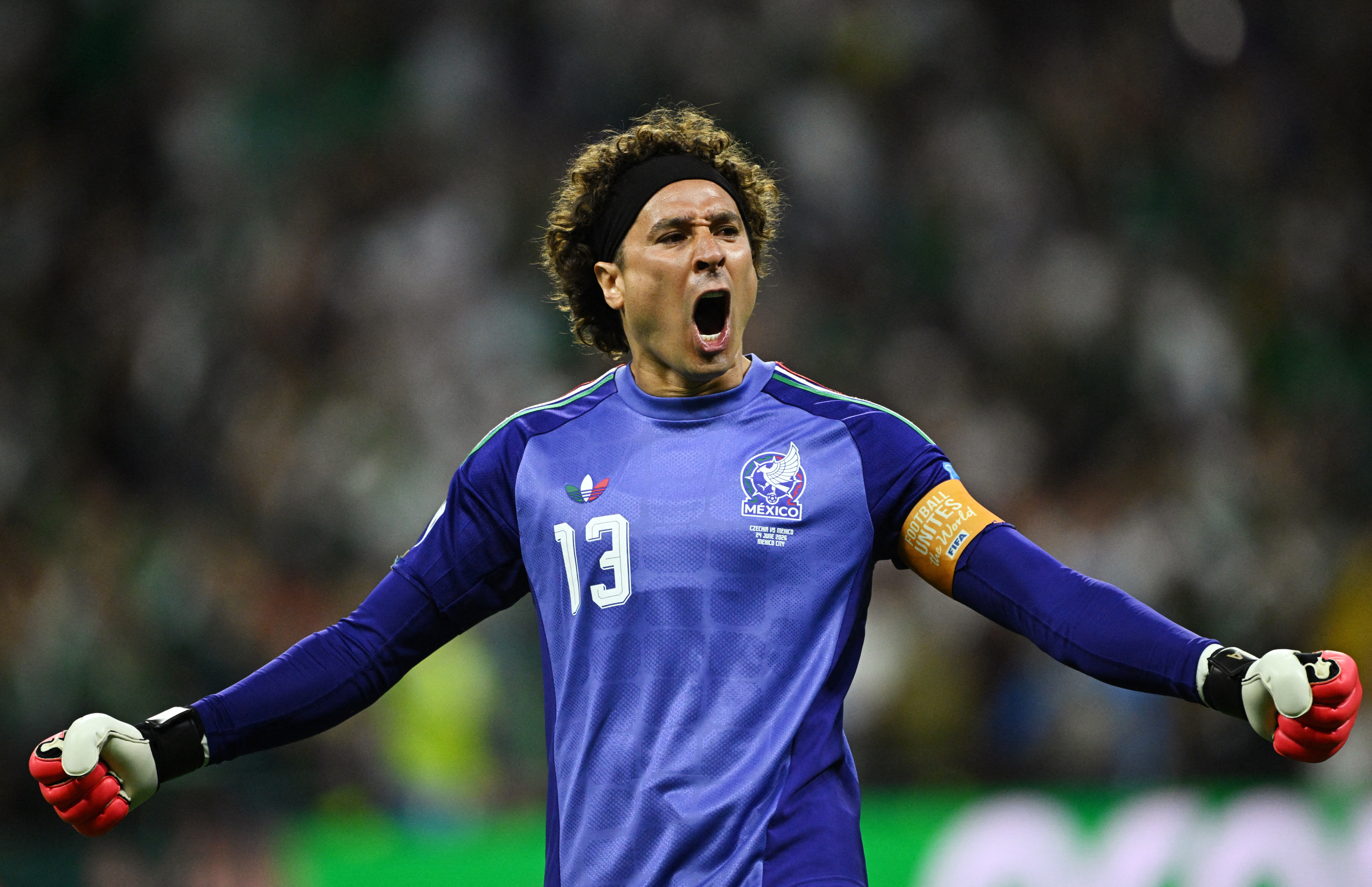 Soccer Football - FIFA World Cup 2026 - Group A - Czech Republic v Mexico - Estadio Azteca, Mexico City, Mexico - June 24, 2026 Mexico's Guillermo Ochoa celebrates their third goal scored by Alvaro Fidalgo REUTERS/Annegret Hilse
