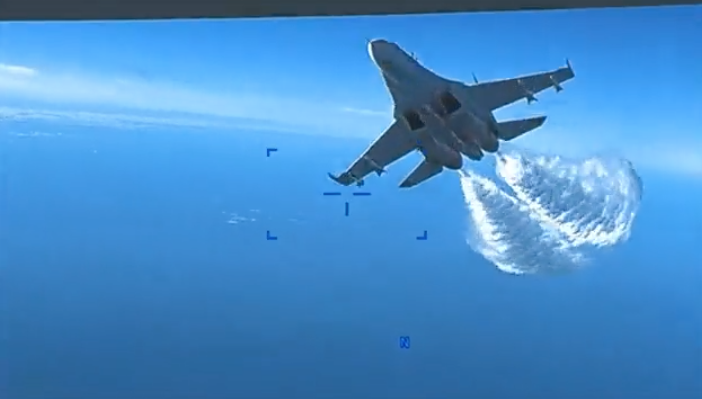 El vídeo del Pentágono que muestra al caza ruso soltando combustible sobre el dron estadounidense