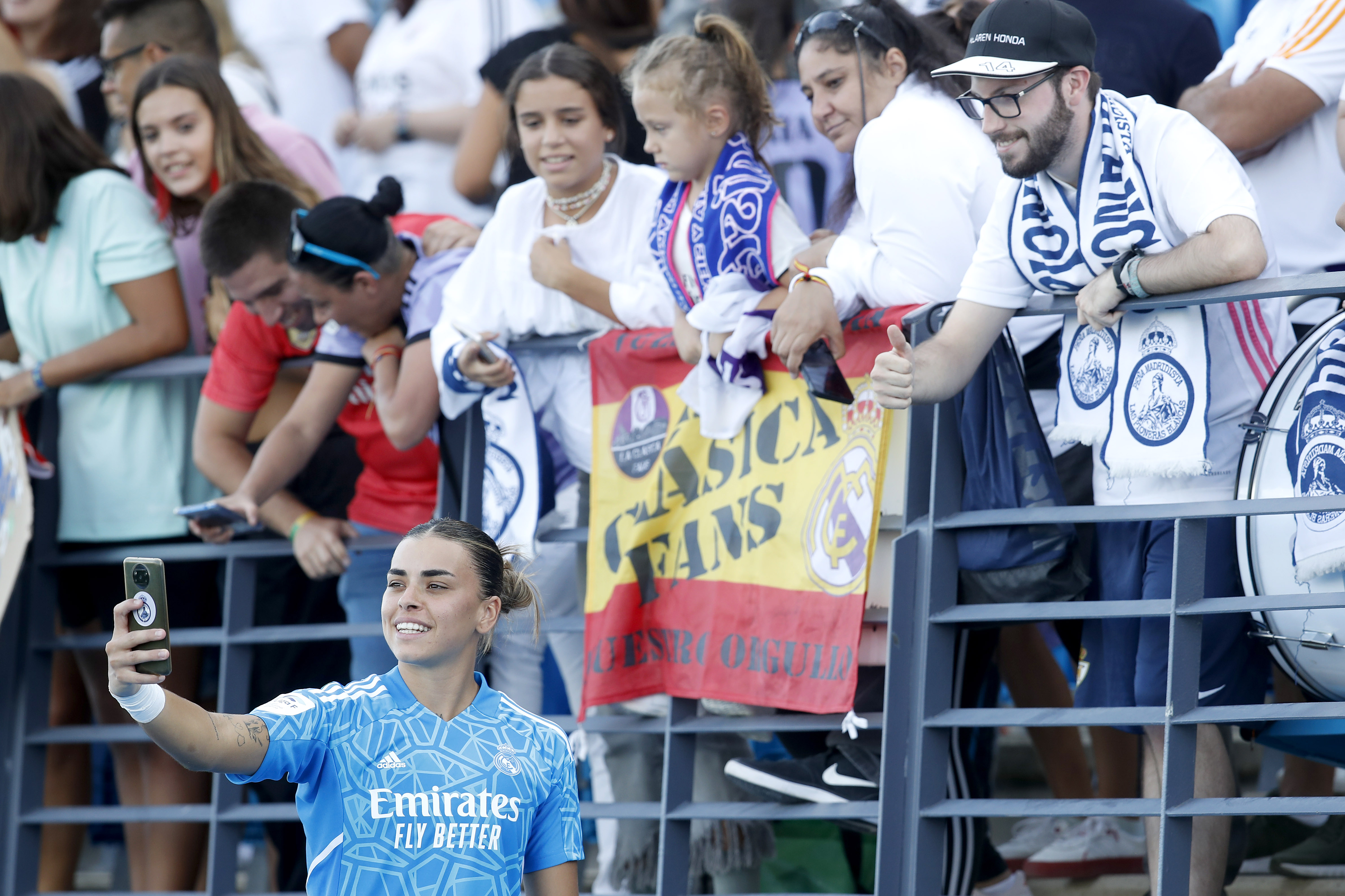 Madrid, Madrid, Spain. 25th Sep, 2022. MARTA CARDONA (18)in action