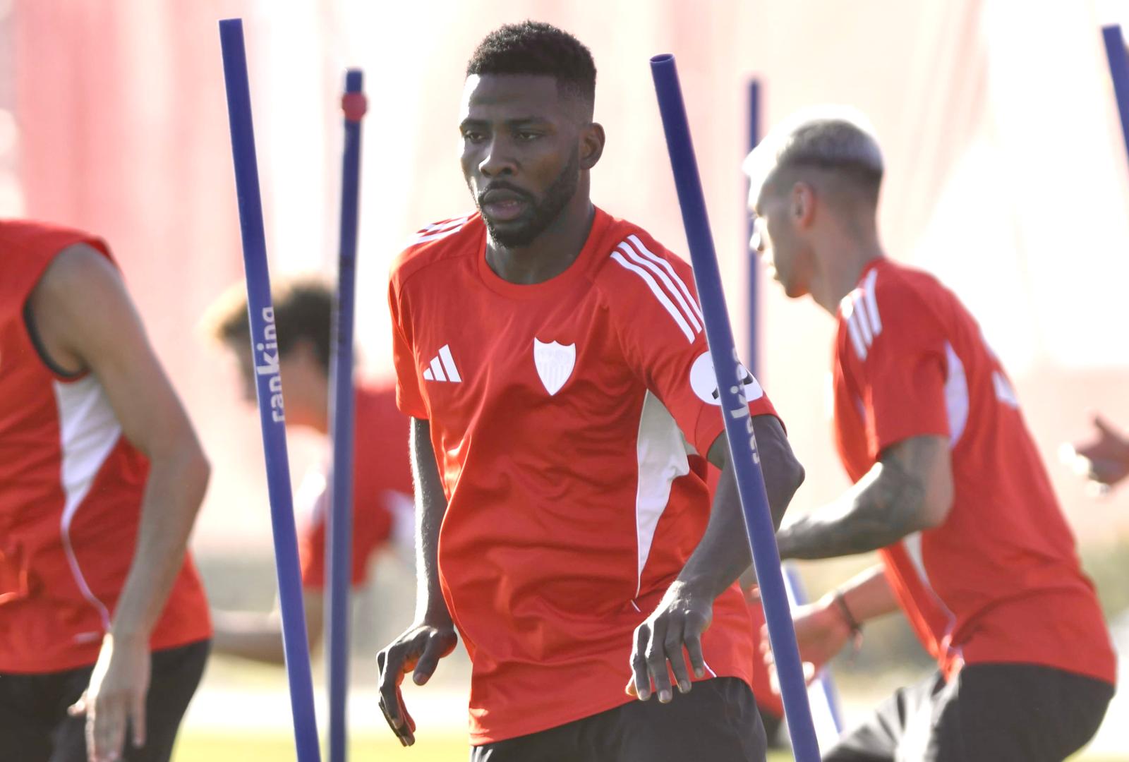 Iheanacho, en la Ciudad Deportiva del Sevilla este jueves.