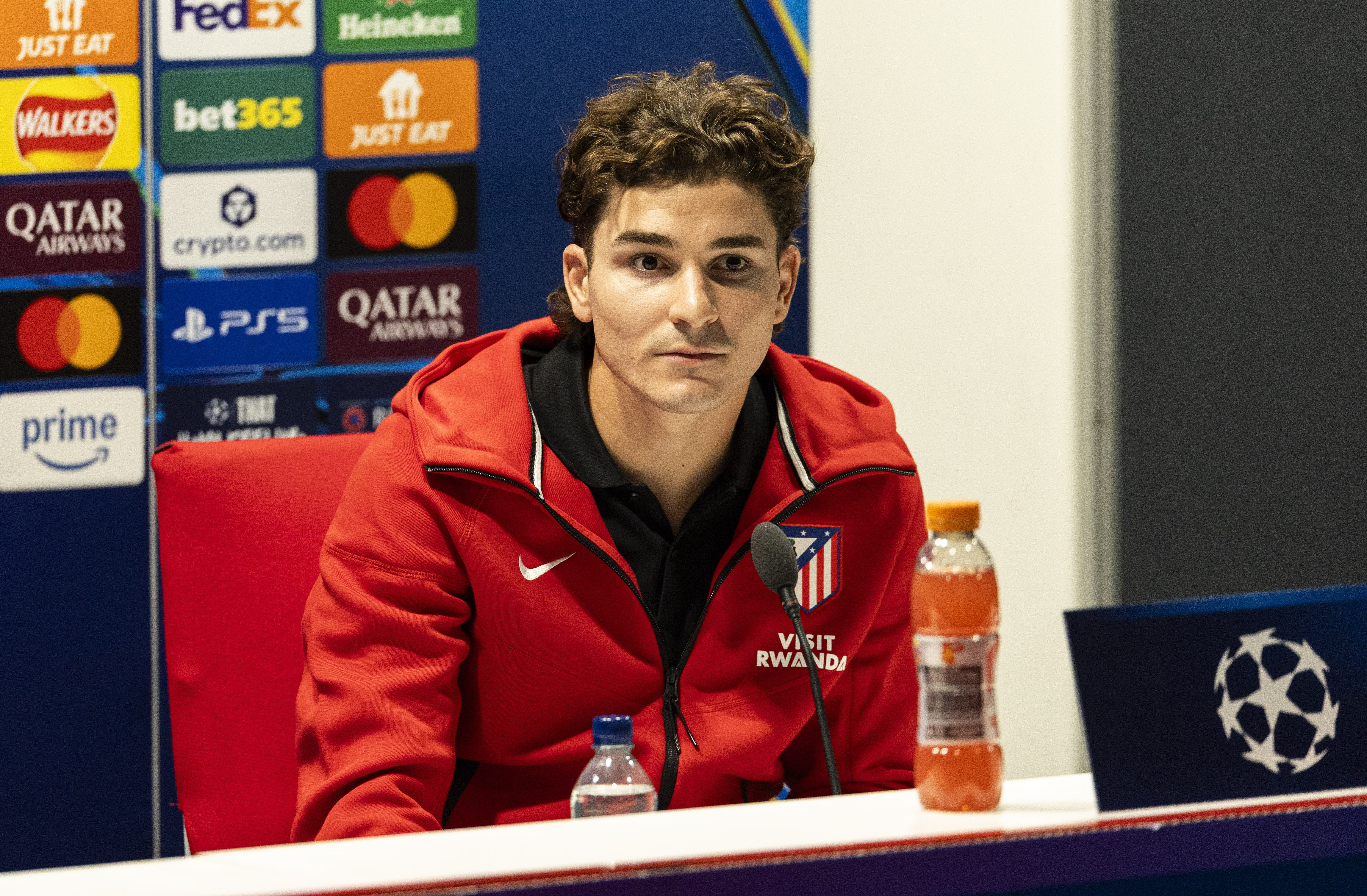 20/10/25
RUEDA DE PRENSA DE JULIAN ALVAREZ PREVIA CHAMPIONS
ATLETICO DE MADRID
FUTBOL 25/26
CALENTAMIENTO