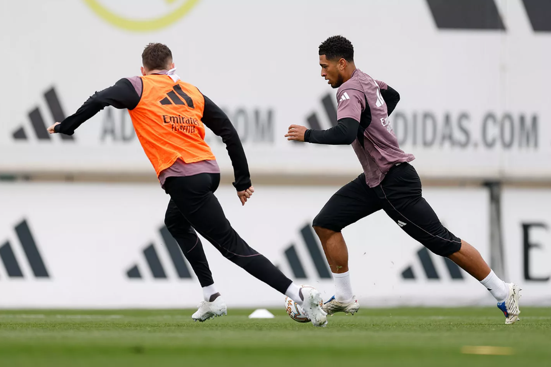 Bellingham, en el entrenamiento de hoy, en Valdebebas.