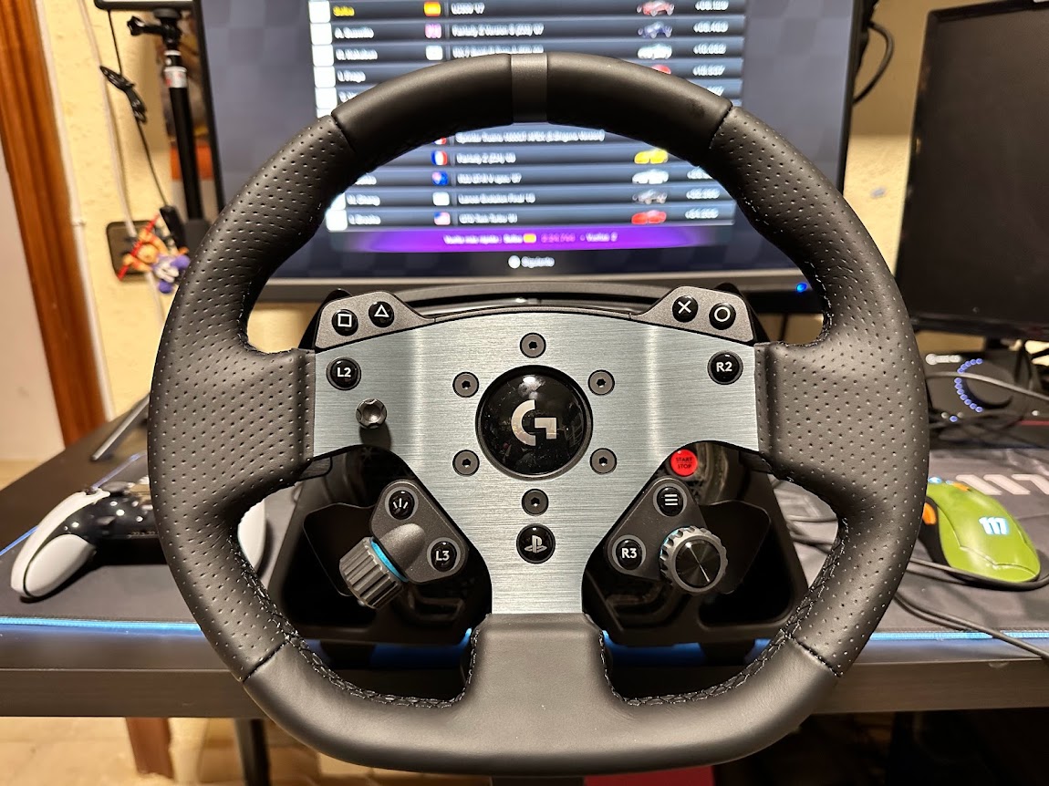 Logitech Pro Racing Wheel, análisis: un asombroso volante que