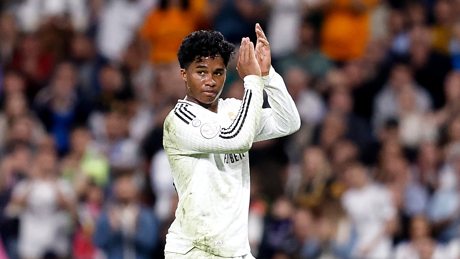 01/04/25 PARTIDO VUELTA SEMIFINAL COPA DEL REY 
REAL MADRID - REAL SOCIEDAD 
CAMBIO SUSTITUCION ENDRICK 