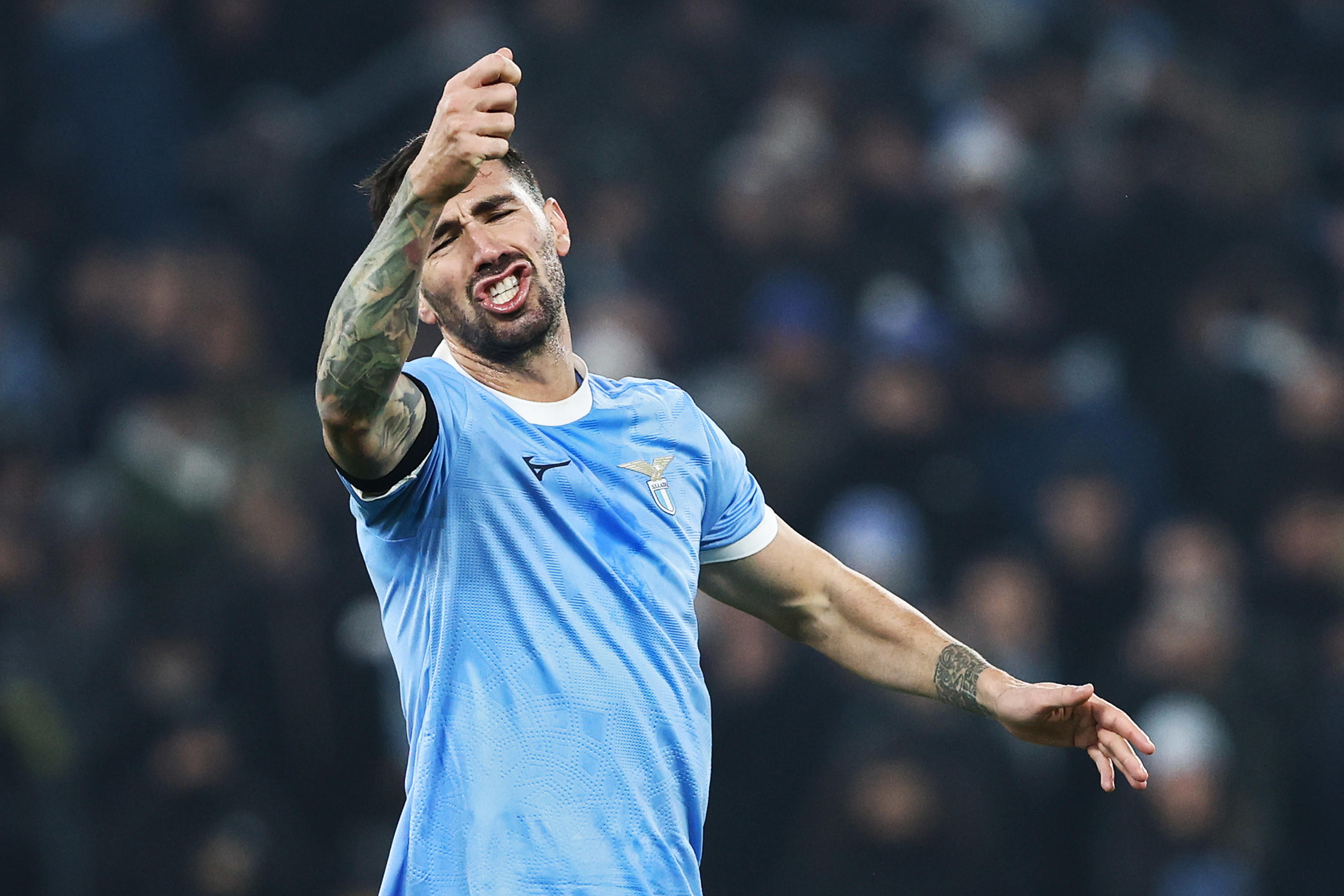 ROME (Italy), 04/12/2025.- Alessio Romagnoli of Lazio gestures during the Italian Cup round of 16 soccer match between SS Lazio and AC Milan at Olimpico Stadium in Rome, Italy, 04 December 2025. (Italia, Roma) EFE/EPA/FEDERICO PROIETTI
