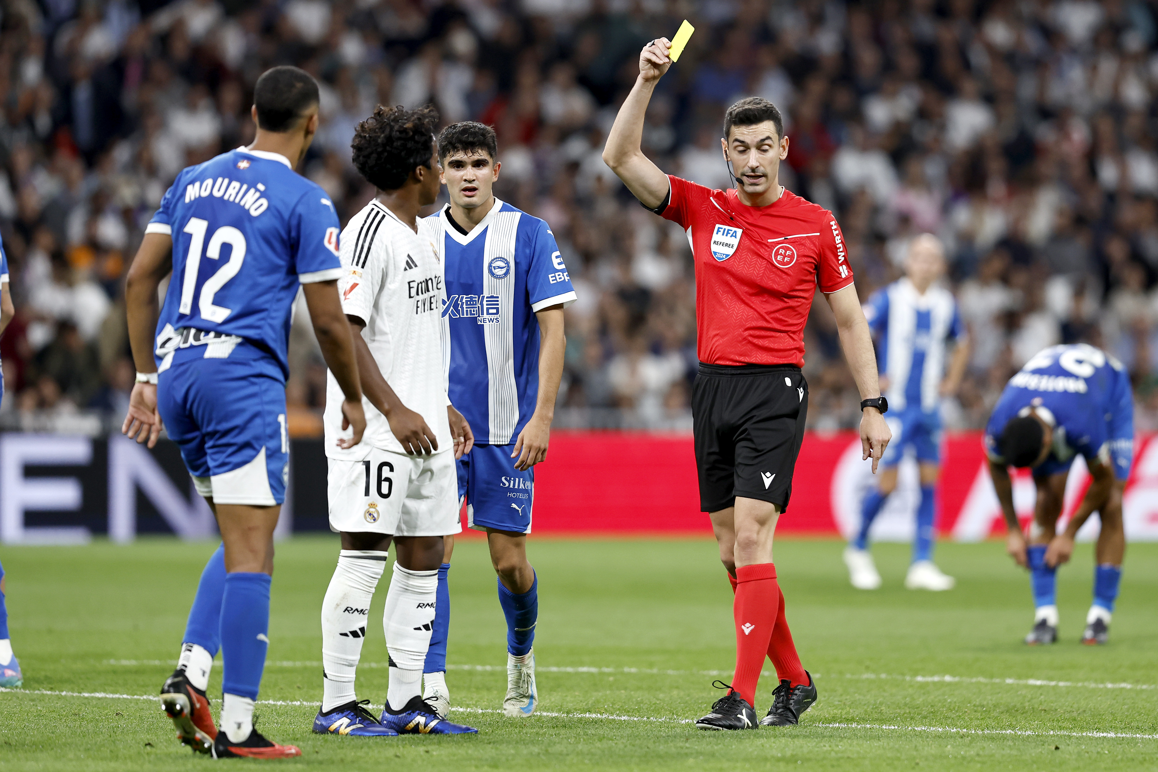 24/09/24 PARTIDO PRIMERA DIVISION 
REAL MADRID - ALAVES 
TARJETA AMARILLA ENDRICK MUÑIZ RUIZ ARBITRO 