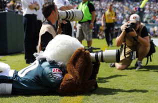 2023 Super Bowl: Meet Swoop, the Philadelphia Eagles mascot - AS USA